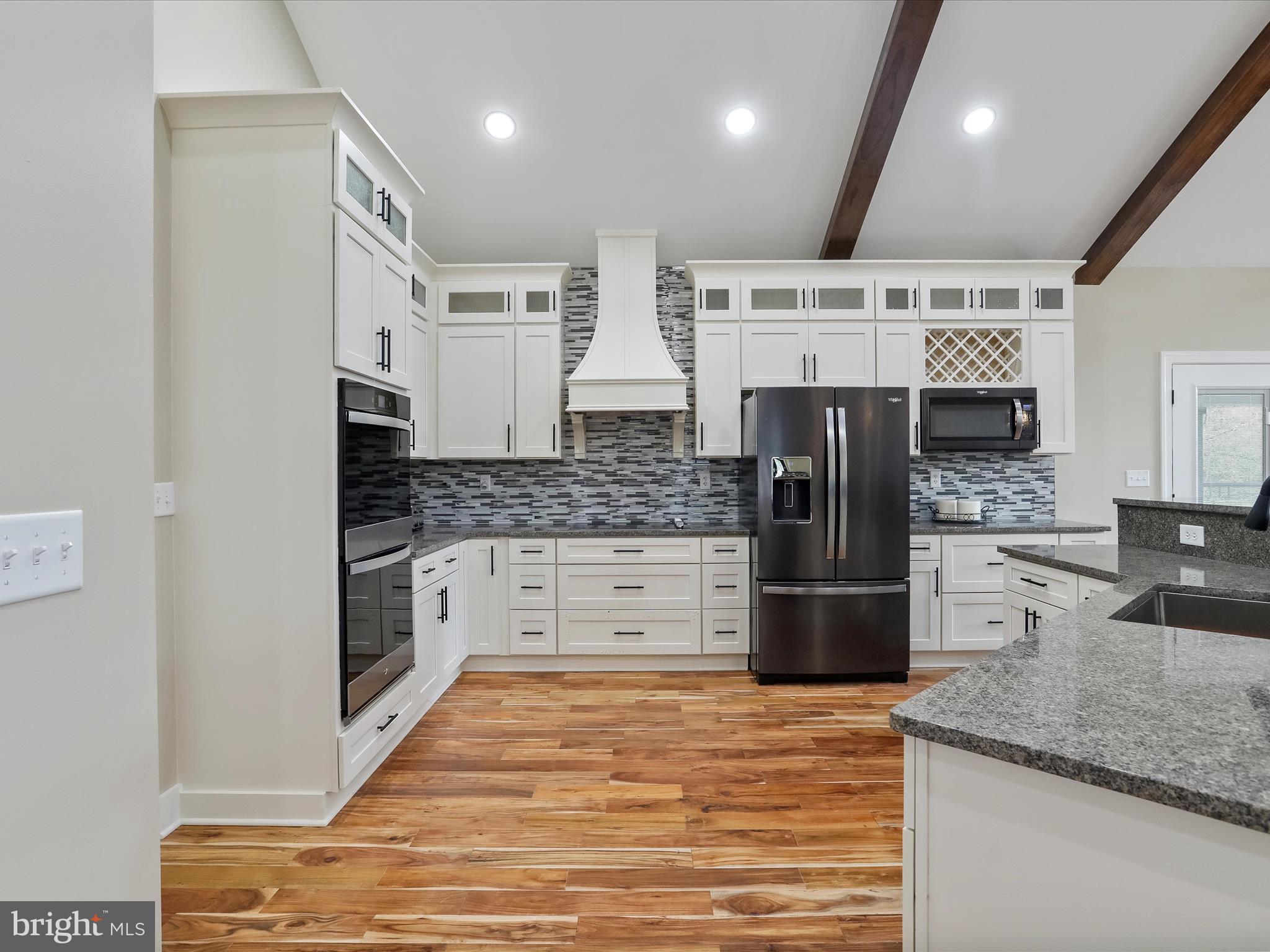 LAKEWOOD - Residential