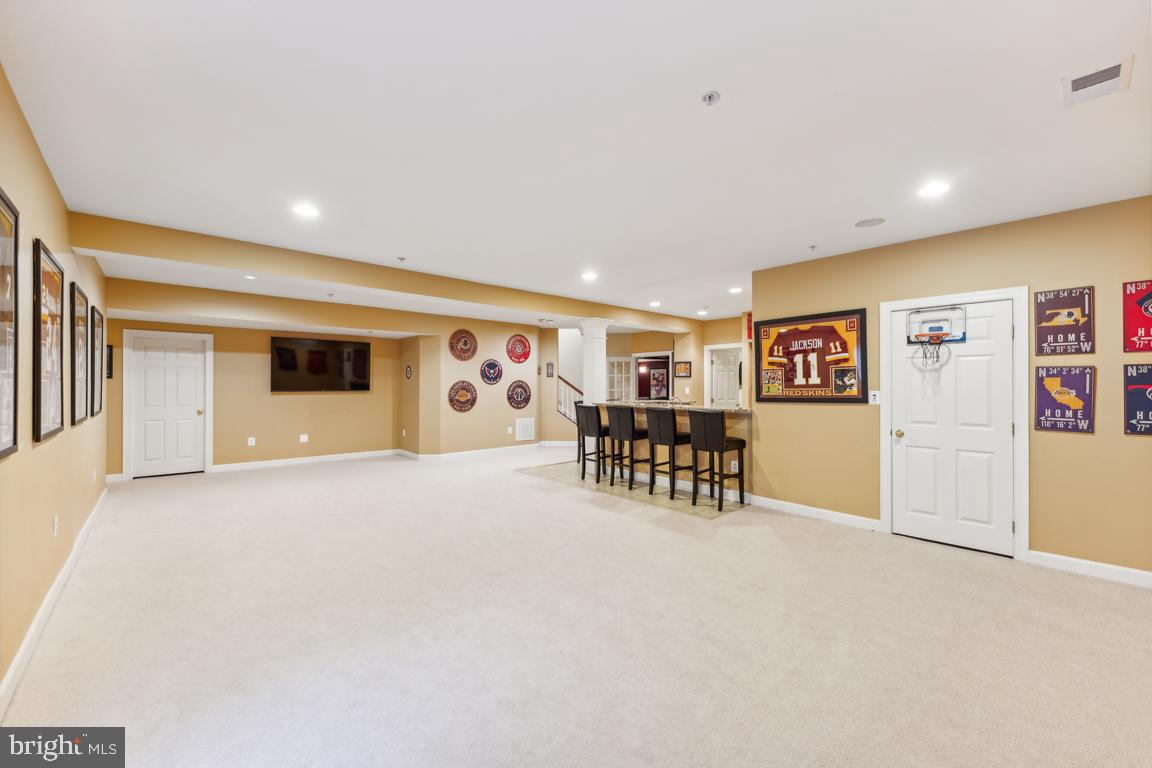 OAK CREEK - Residential