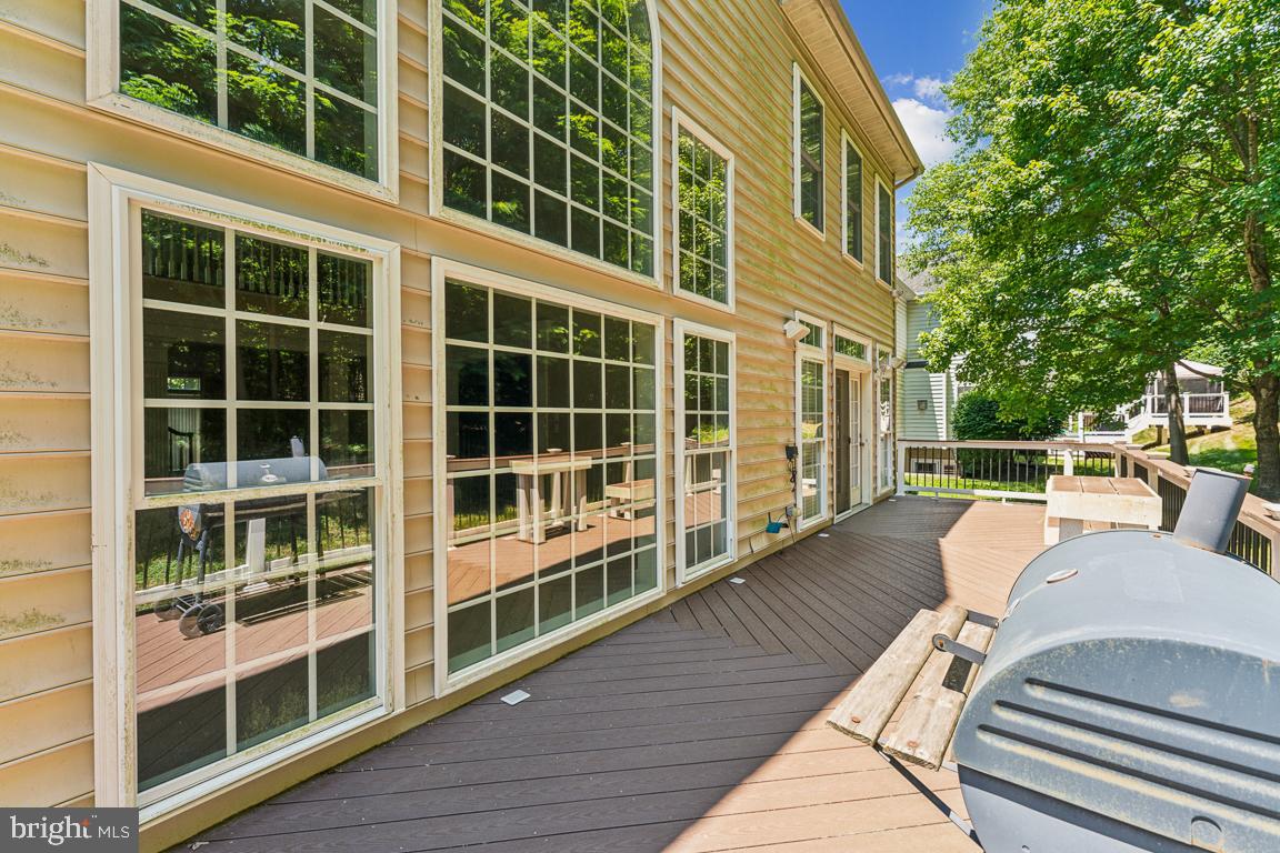 OAK CREEK - Residential