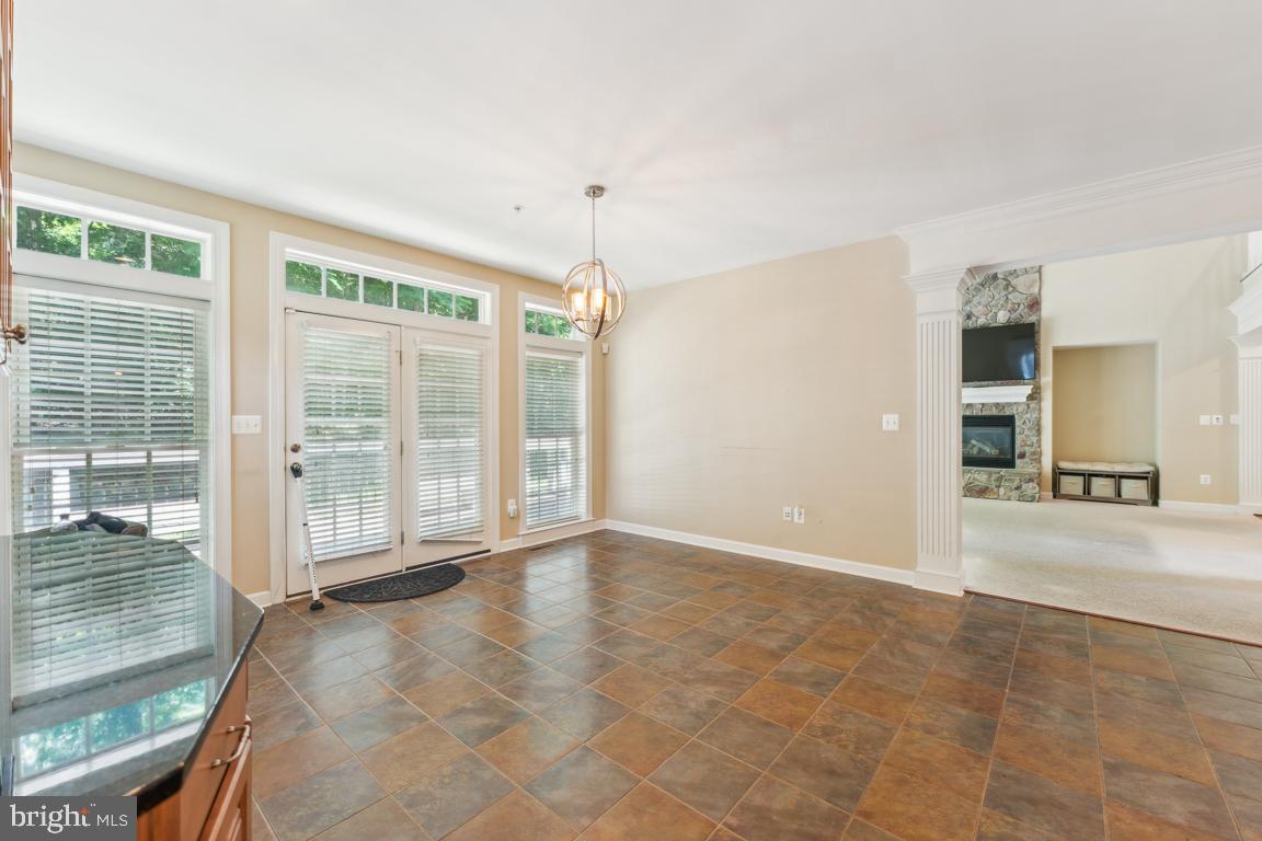 OAK CREEK - Residential