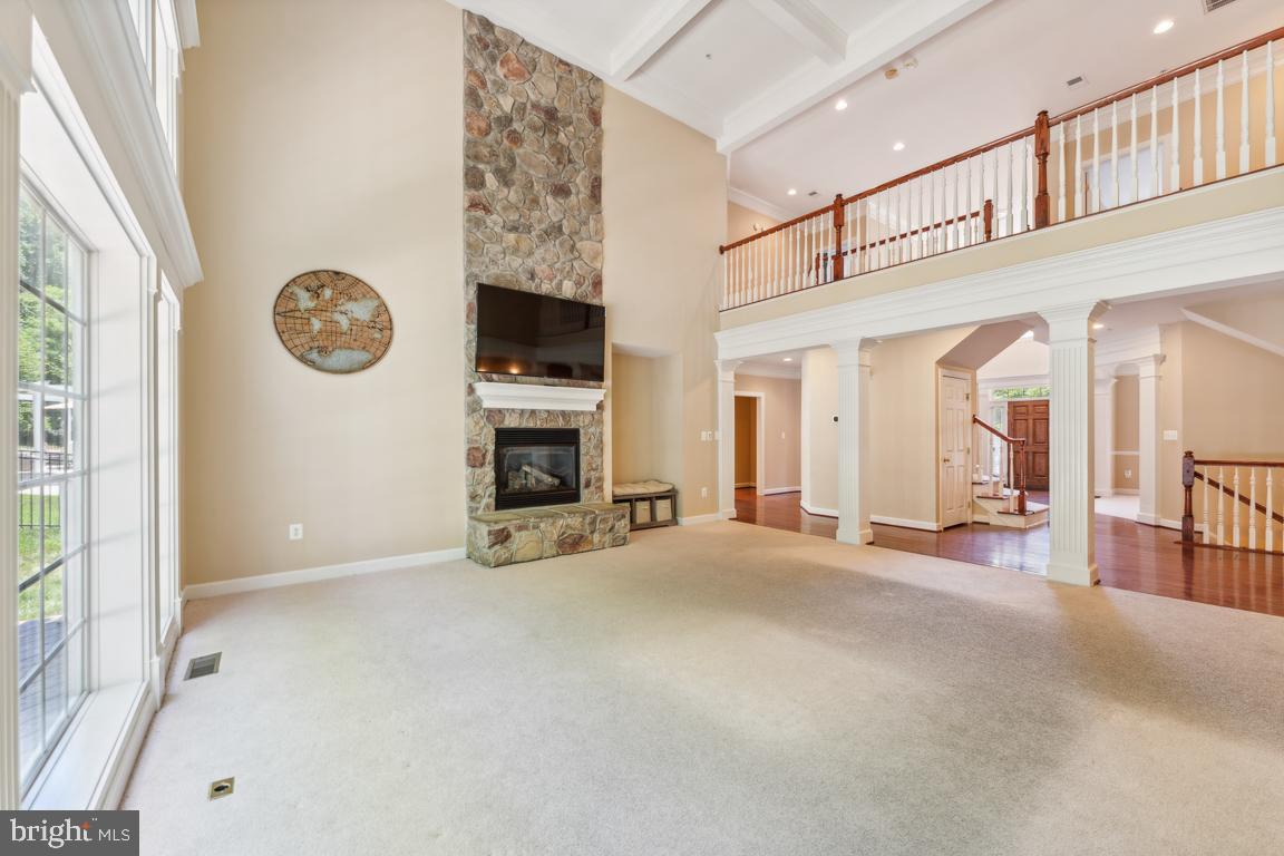 OAK CREEK - Residential