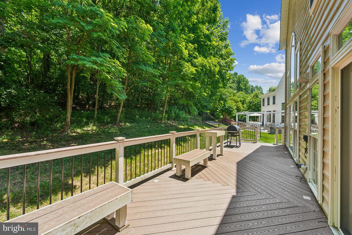 OAK CREEK - Residential