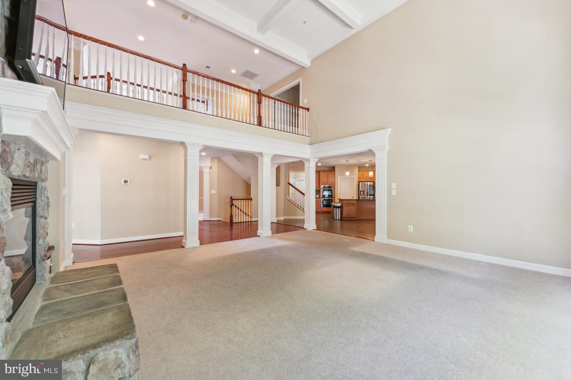 OAK CREEK - Residential