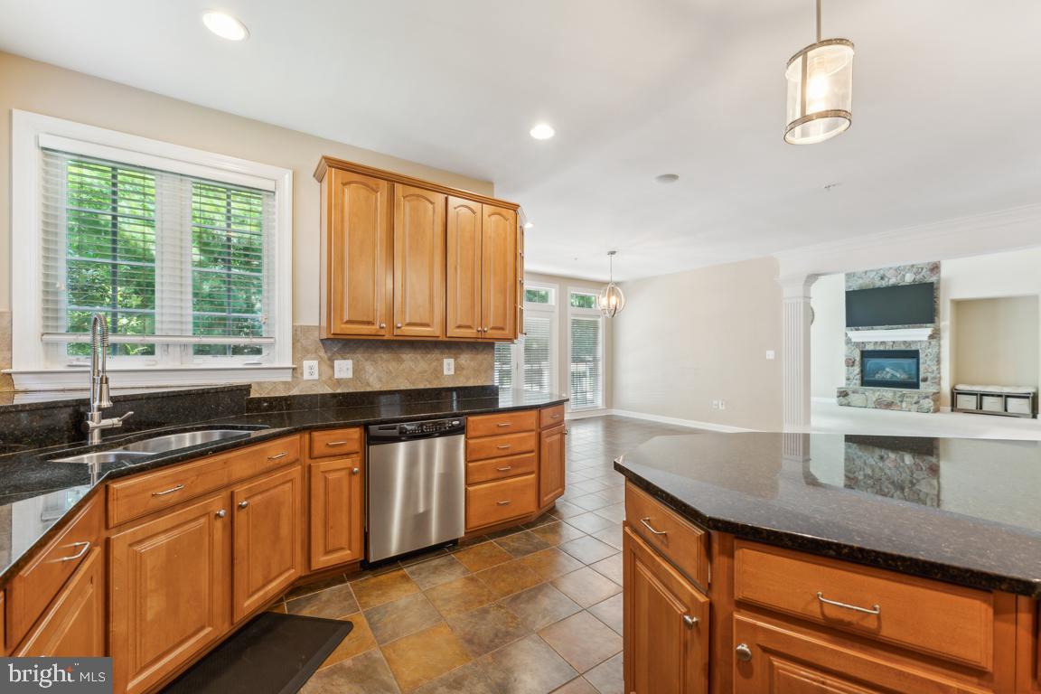 OAK CREEK - Residential