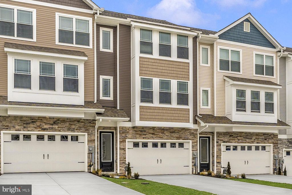 Photo of 520 Bartholomew Drive, WAYNESBORO, PA 17268 (MLS # PAFL2030436)