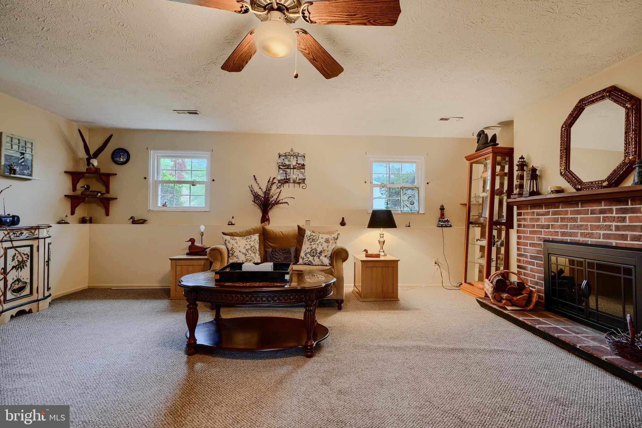 RIVERSIDE - Residential