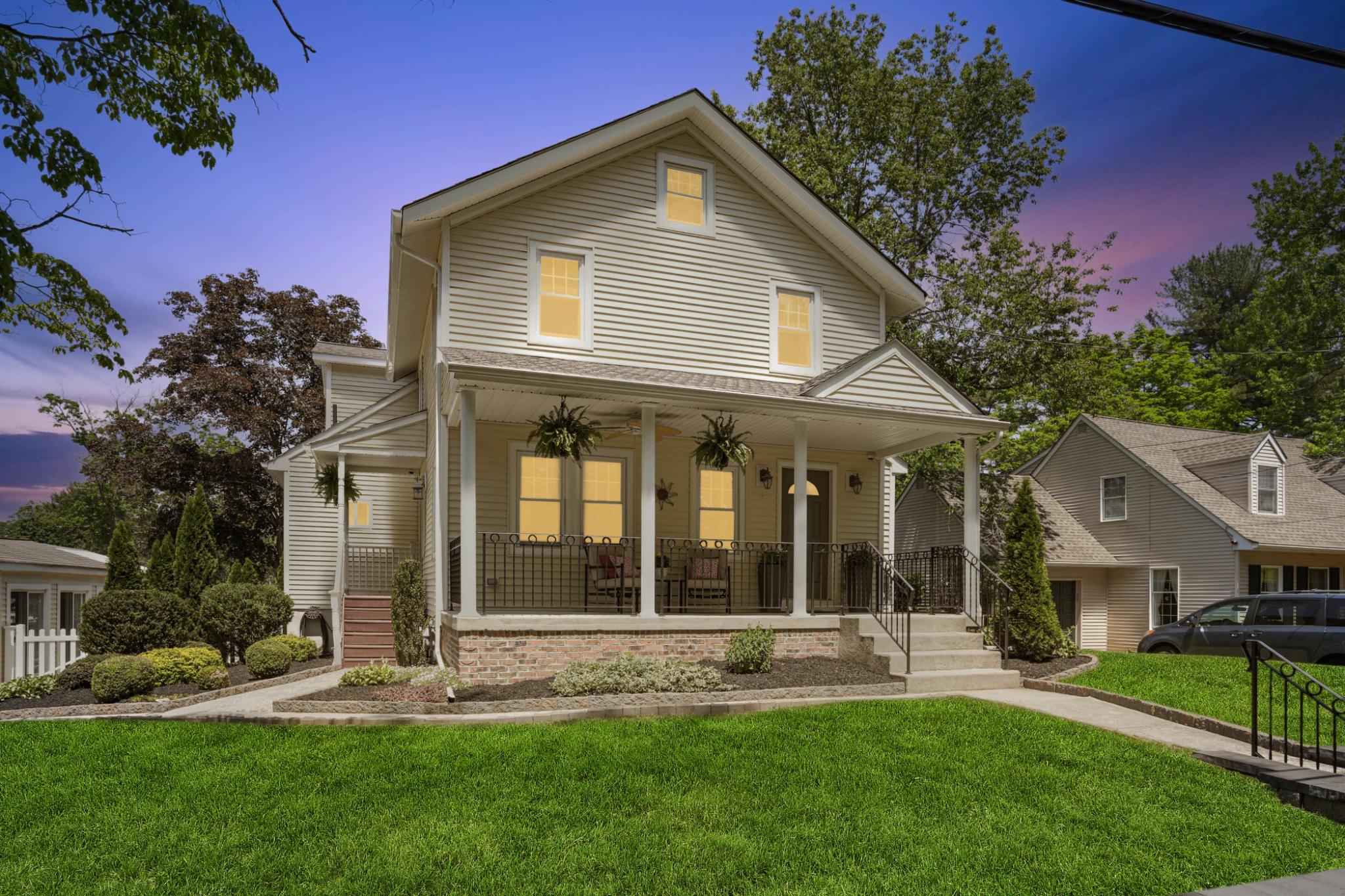 6 SUMMIT AVENUE