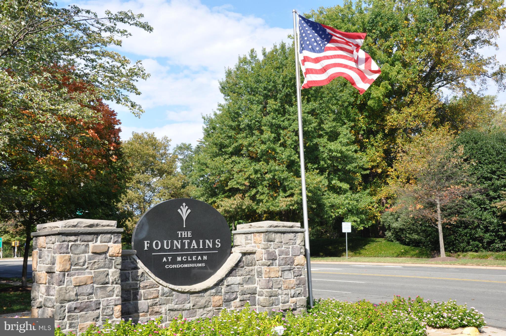 FOUNTAINS AT MCLEAN - Residential