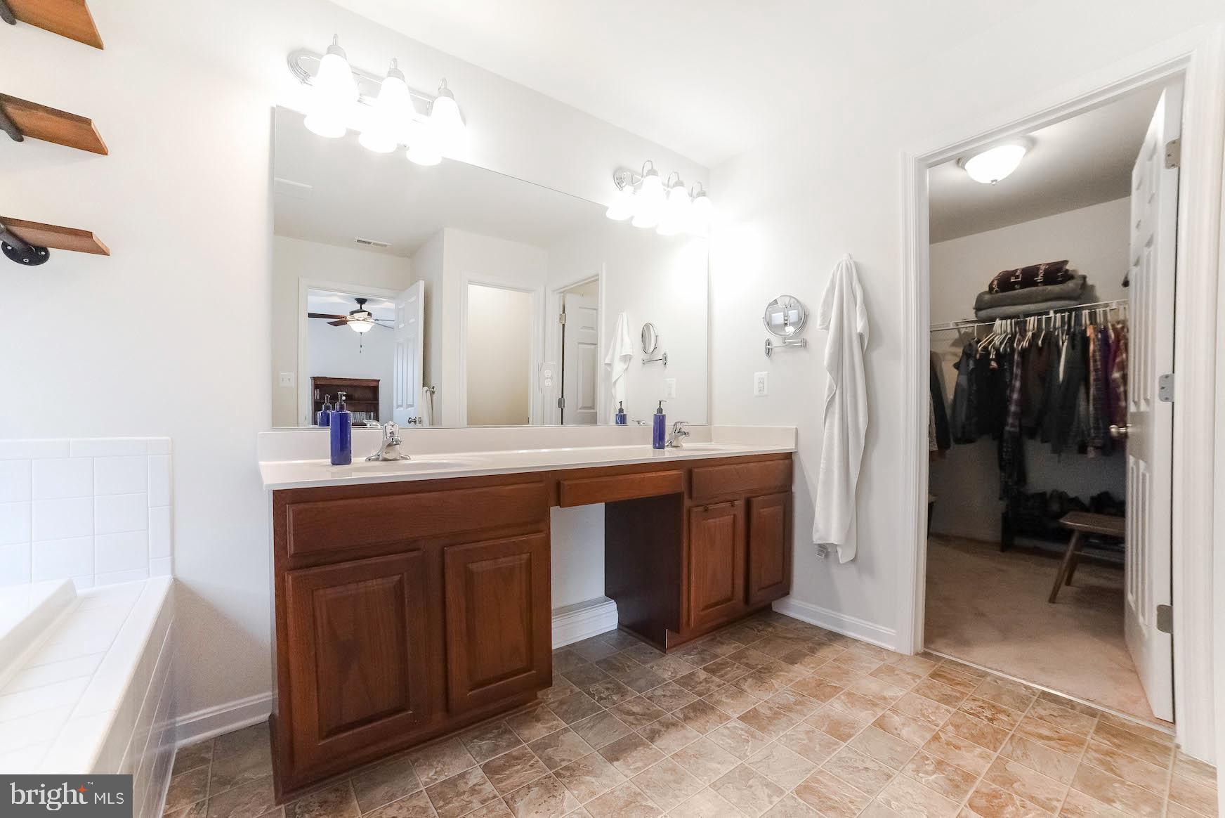 GALLAHANS CHOICE - Residential