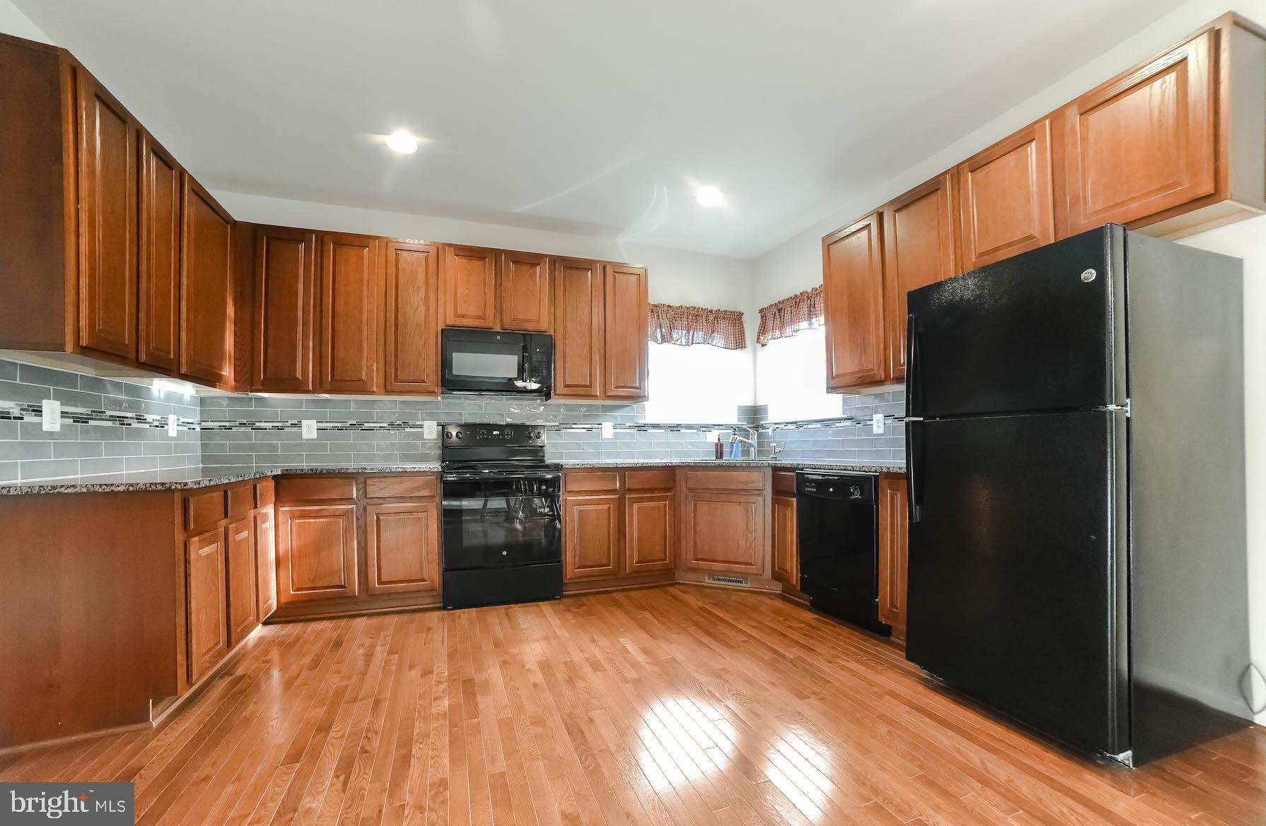 GALLAHANS CHOICE - Residential