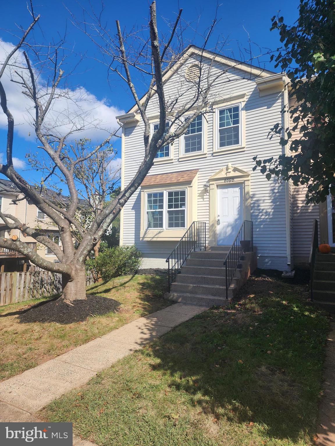 6688 COMANCHE COURT