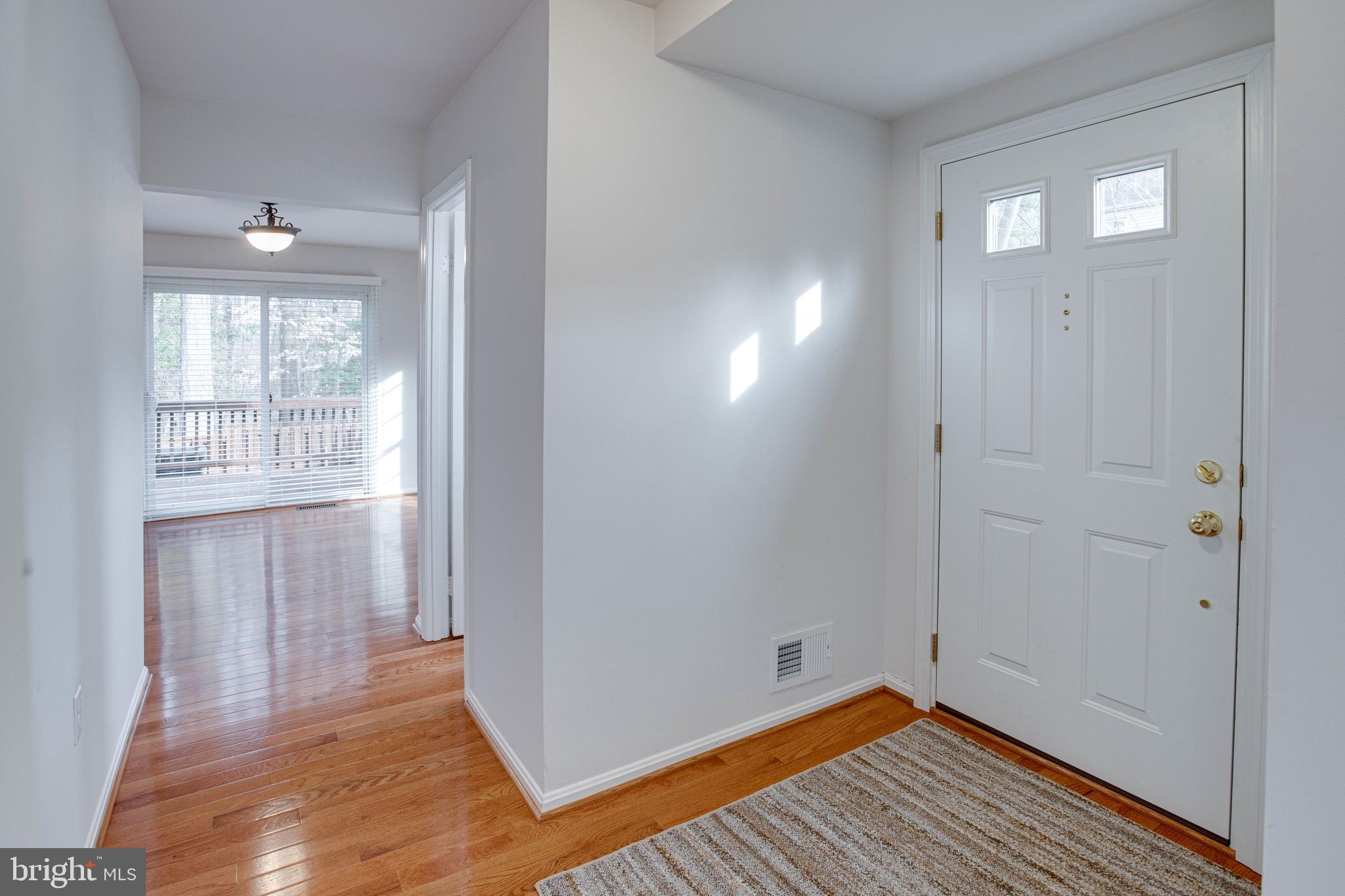 COUNTRY CREEK - Residential Lease