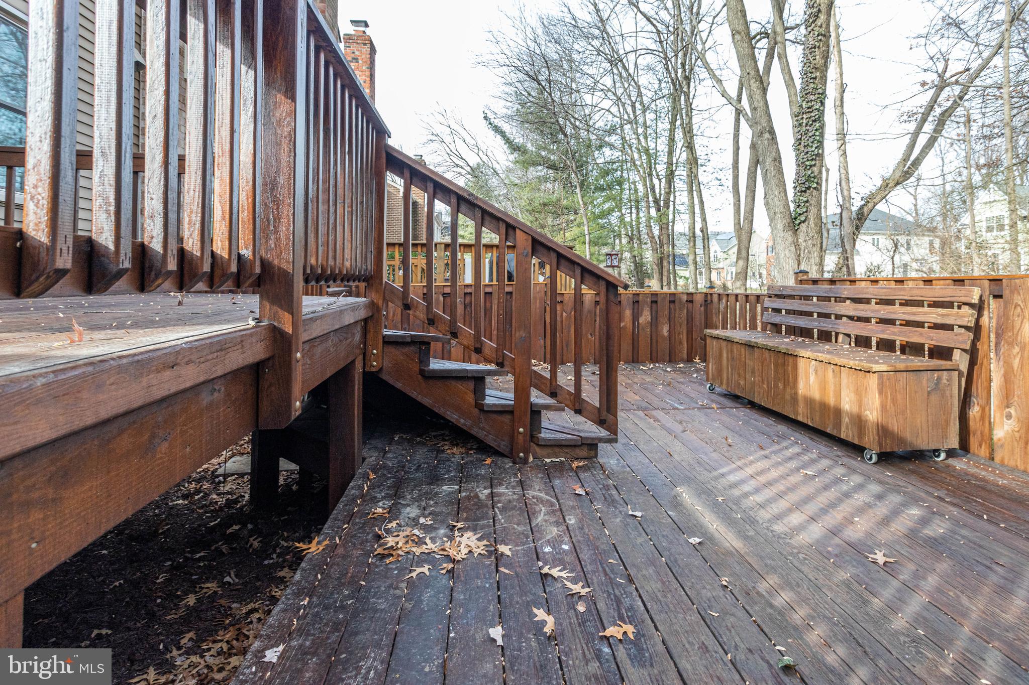 COUNTRY CREEK - Residential Lease