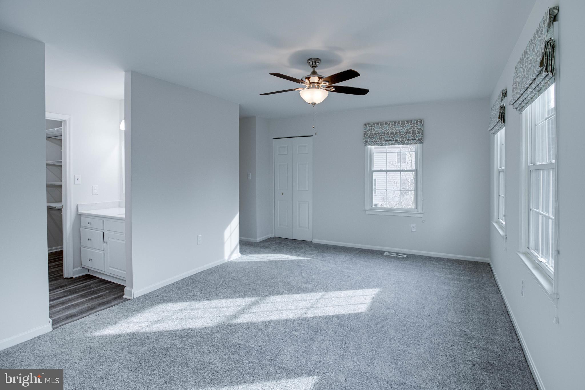 COUNTRY CREEK - Residential Lease