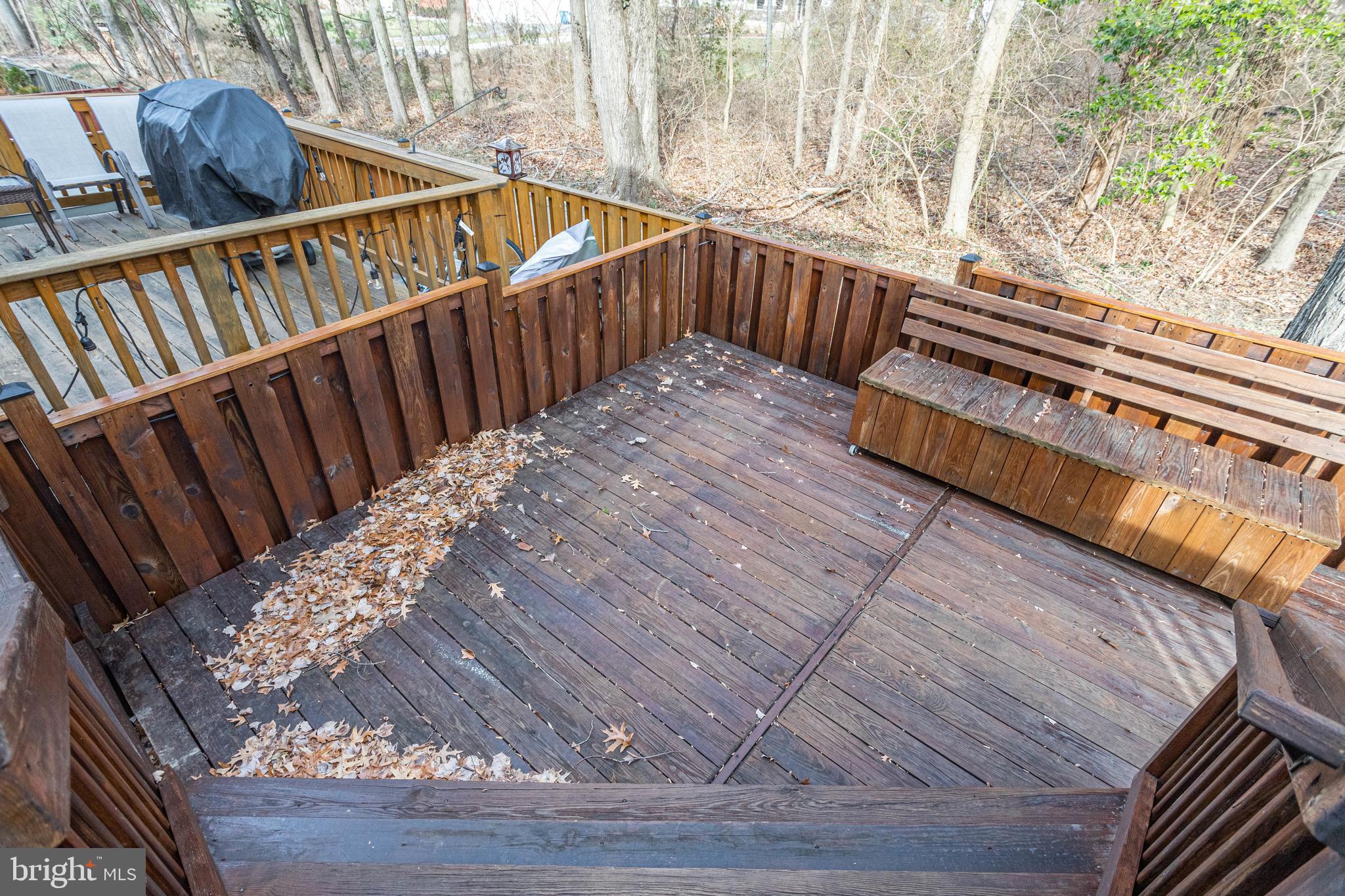 COUNTRY CREEK - Residential Lease