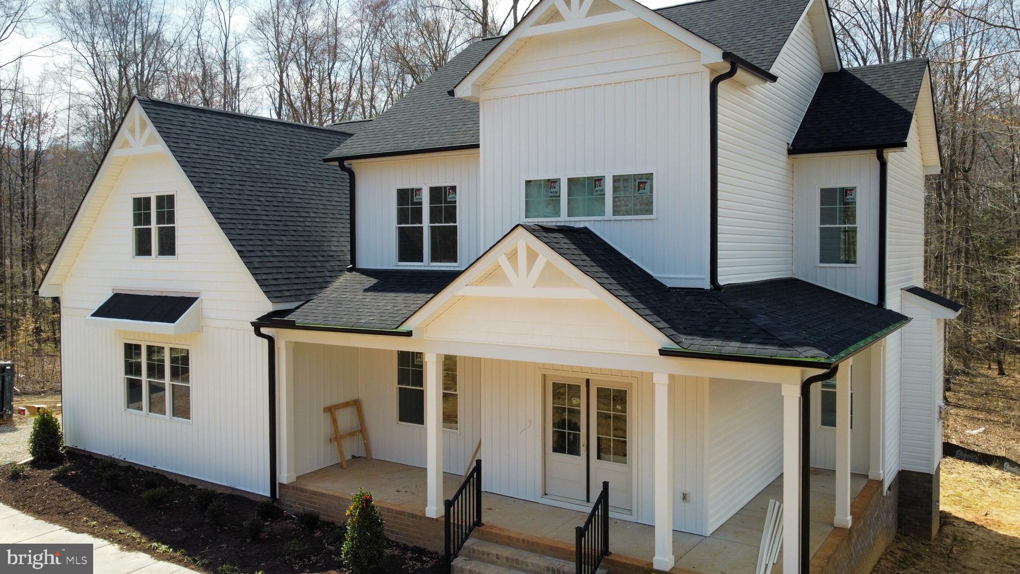 29 DOVE CT