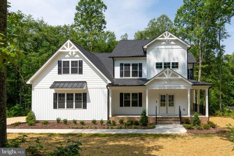 29 DOVE CT BUMPASS VA 23024