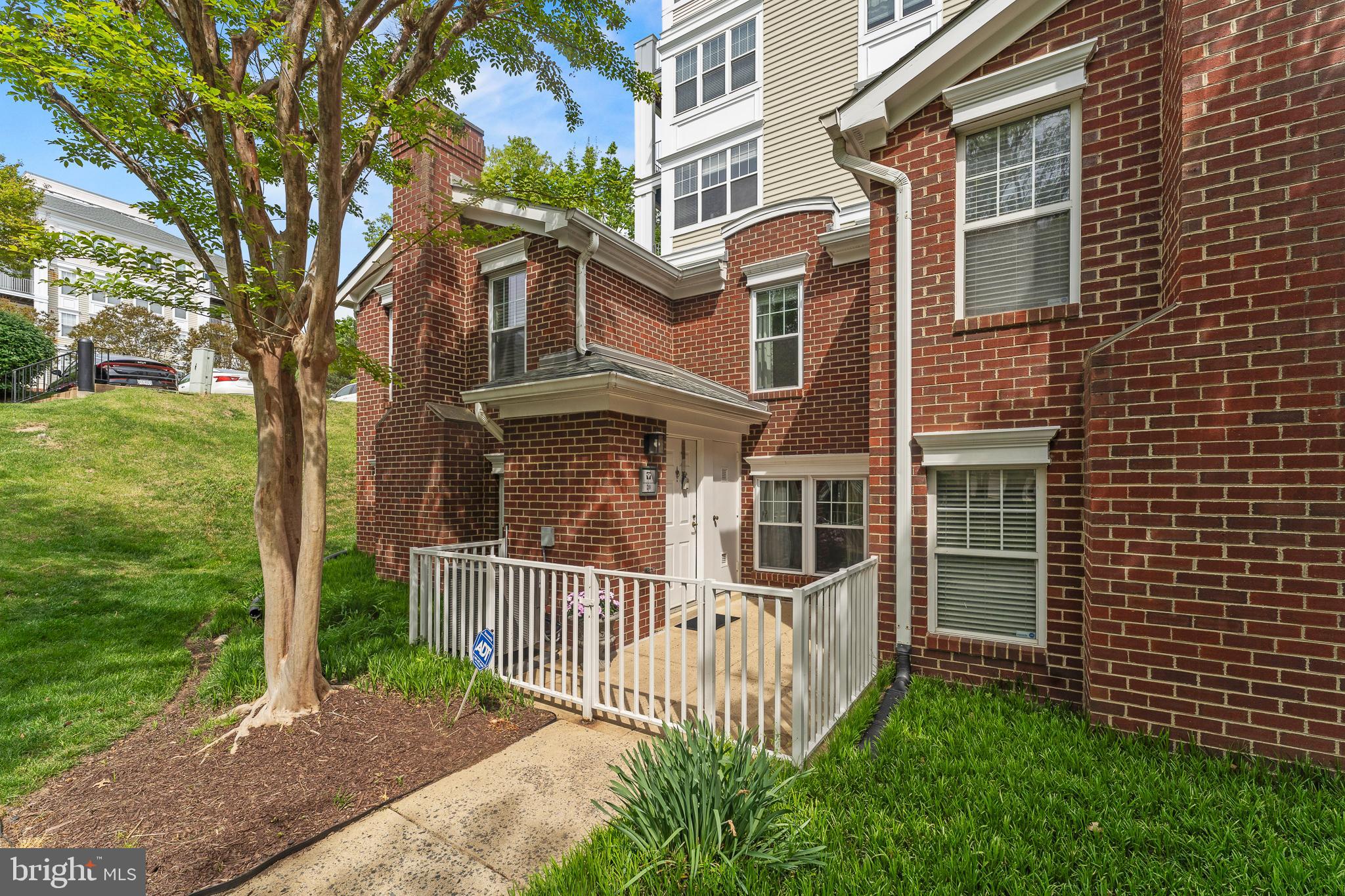1641 INTERNATIONAL DRIVE TH-20