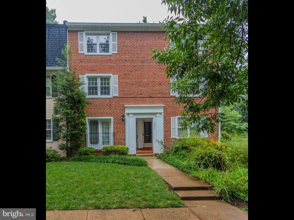 2657 Walter Reed Drive Unit B, Arlington, VA 22206