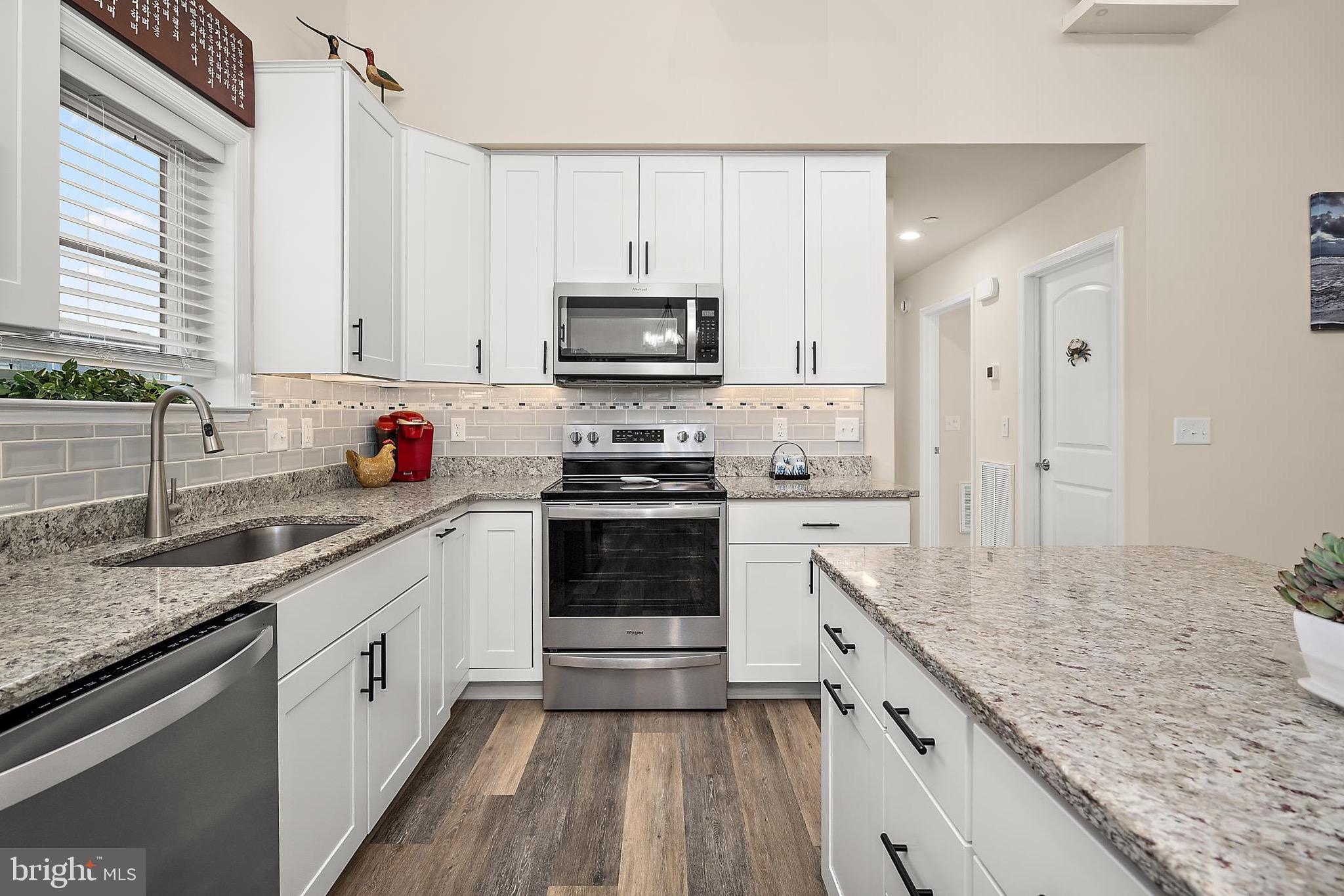 MONTEGO BAY - Residential