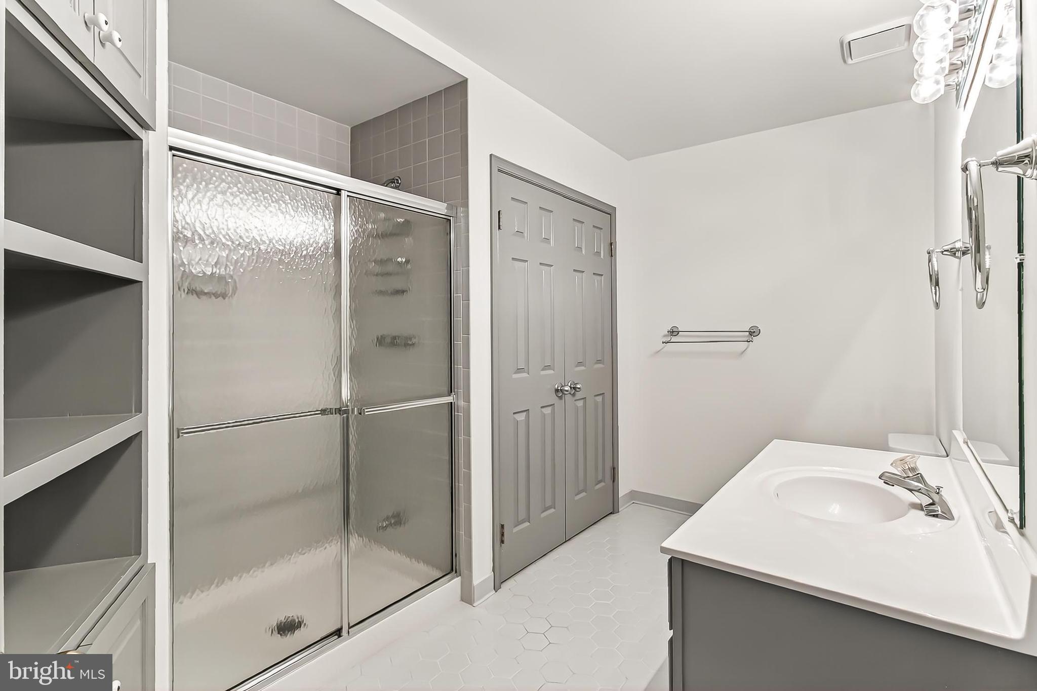 WALNUT HILL ESTATES - Residential