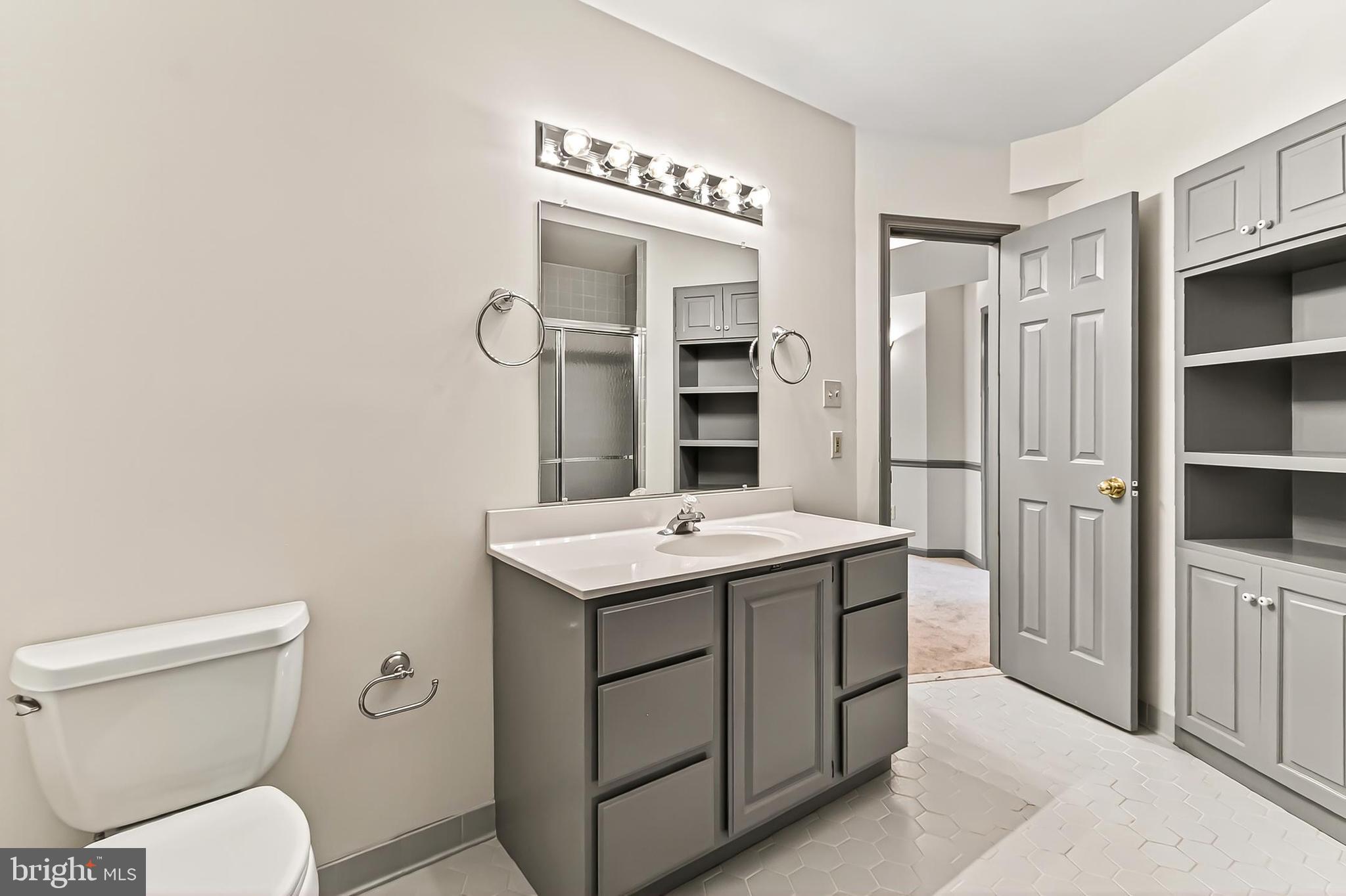 WALNUT HILL ESTATES - Residential