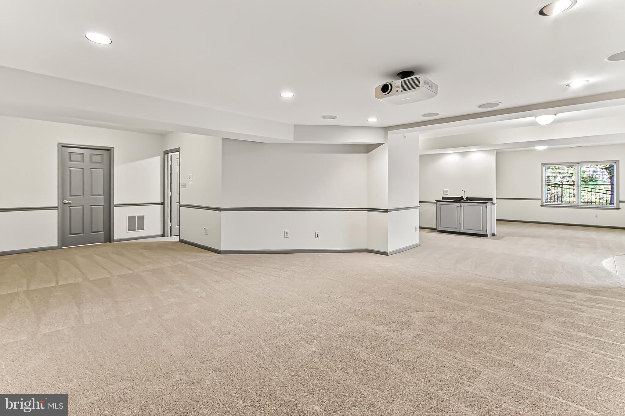 WALNUT HILL ESTATES - Residential