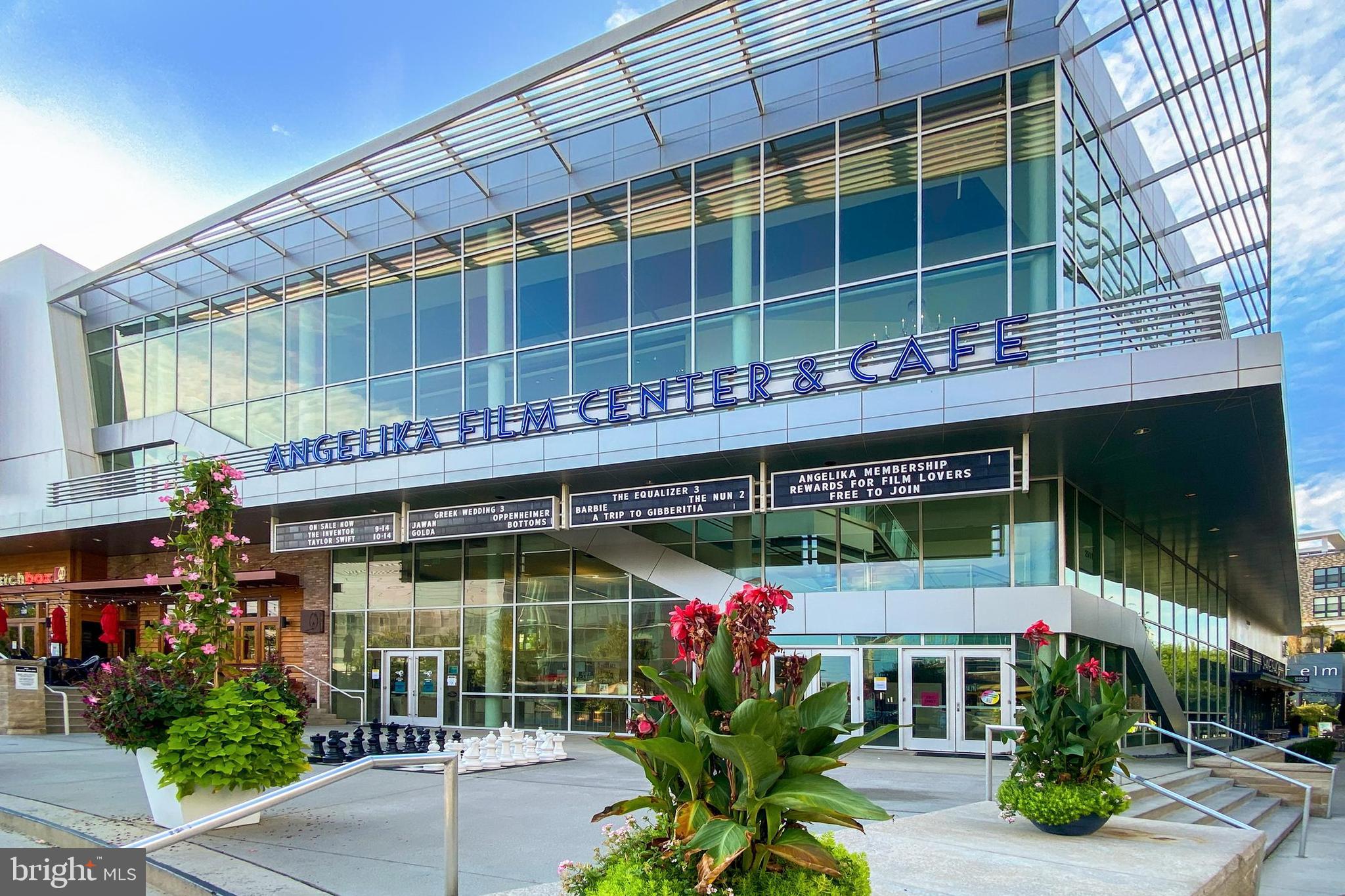 WALNUT HILL ESTATES - Residential