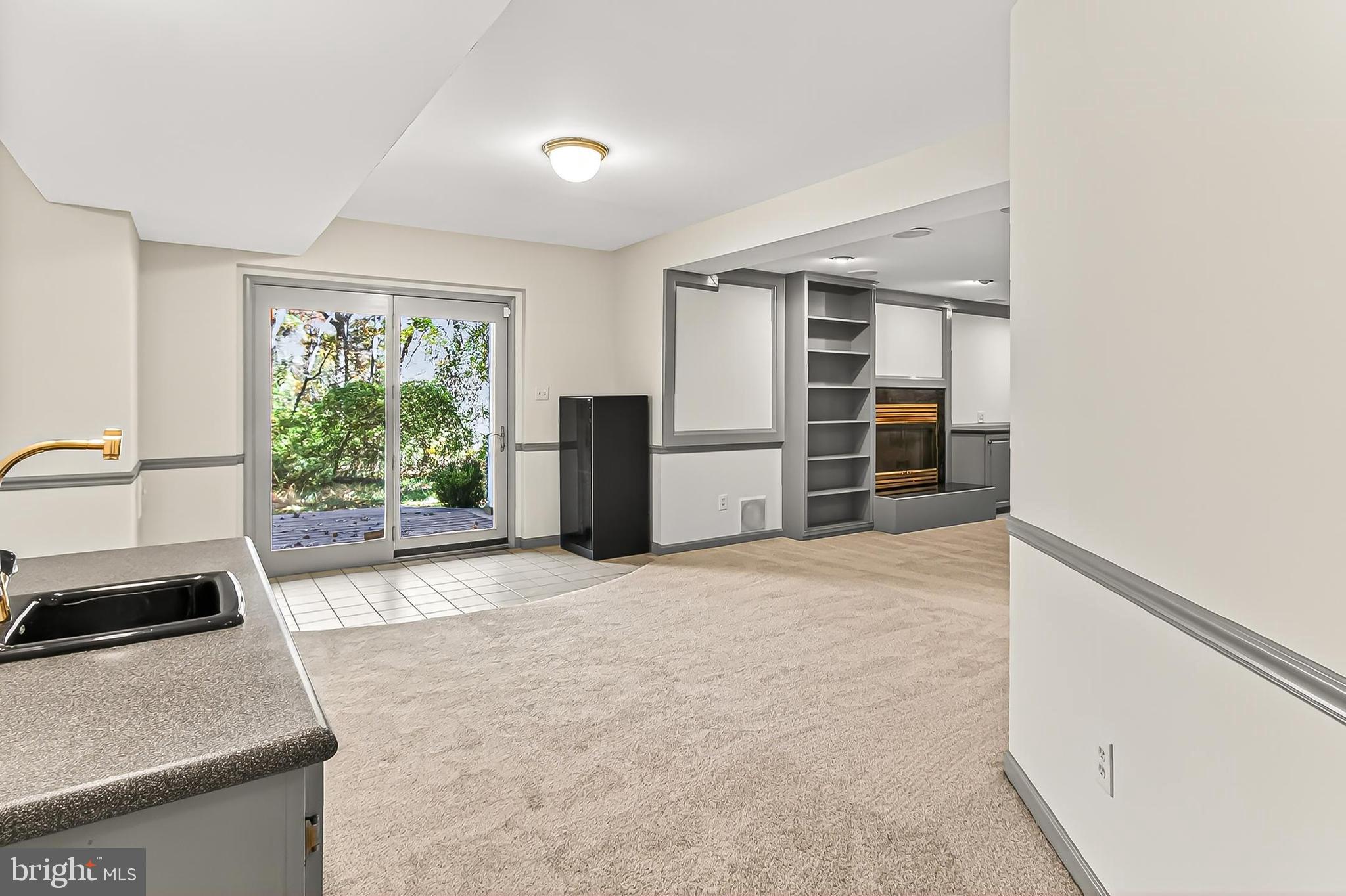 WALNUT HILL ESTATES - Residential