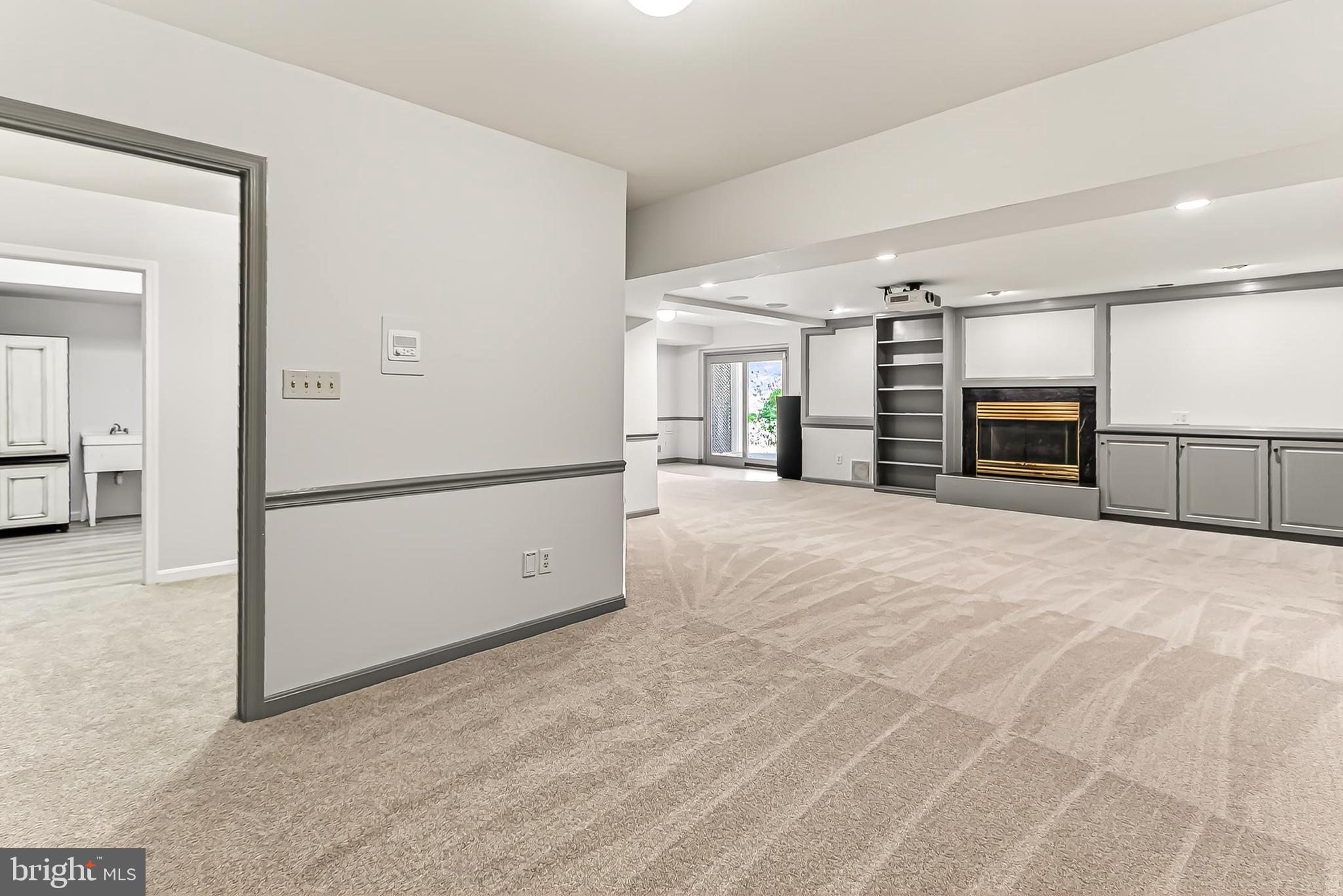 WALNUT HILL ESTATES - Residential