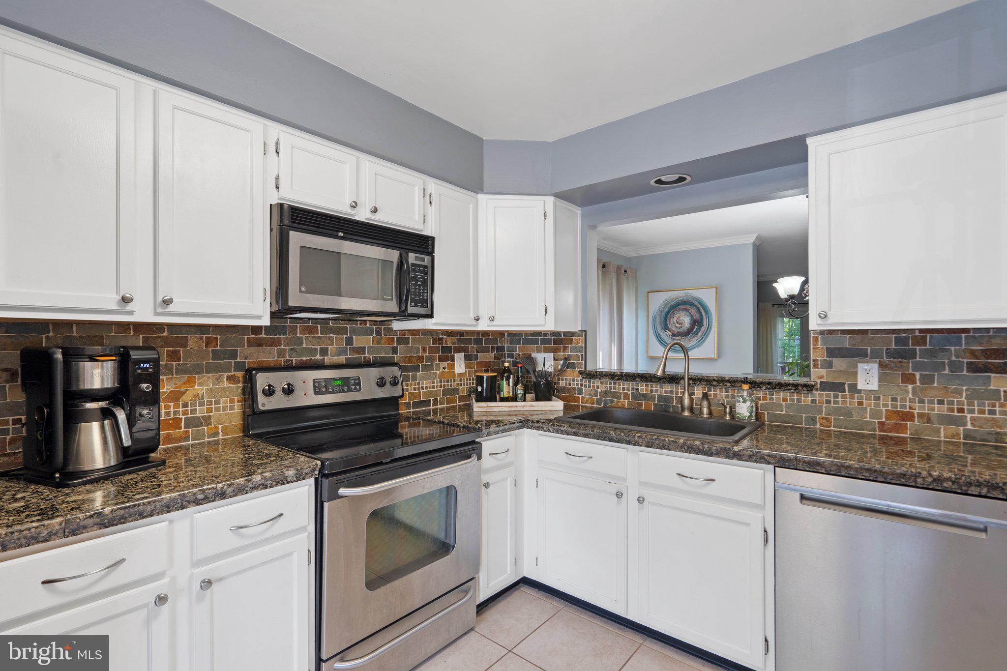 GUNNERS LAKE VILLAGE - Residential