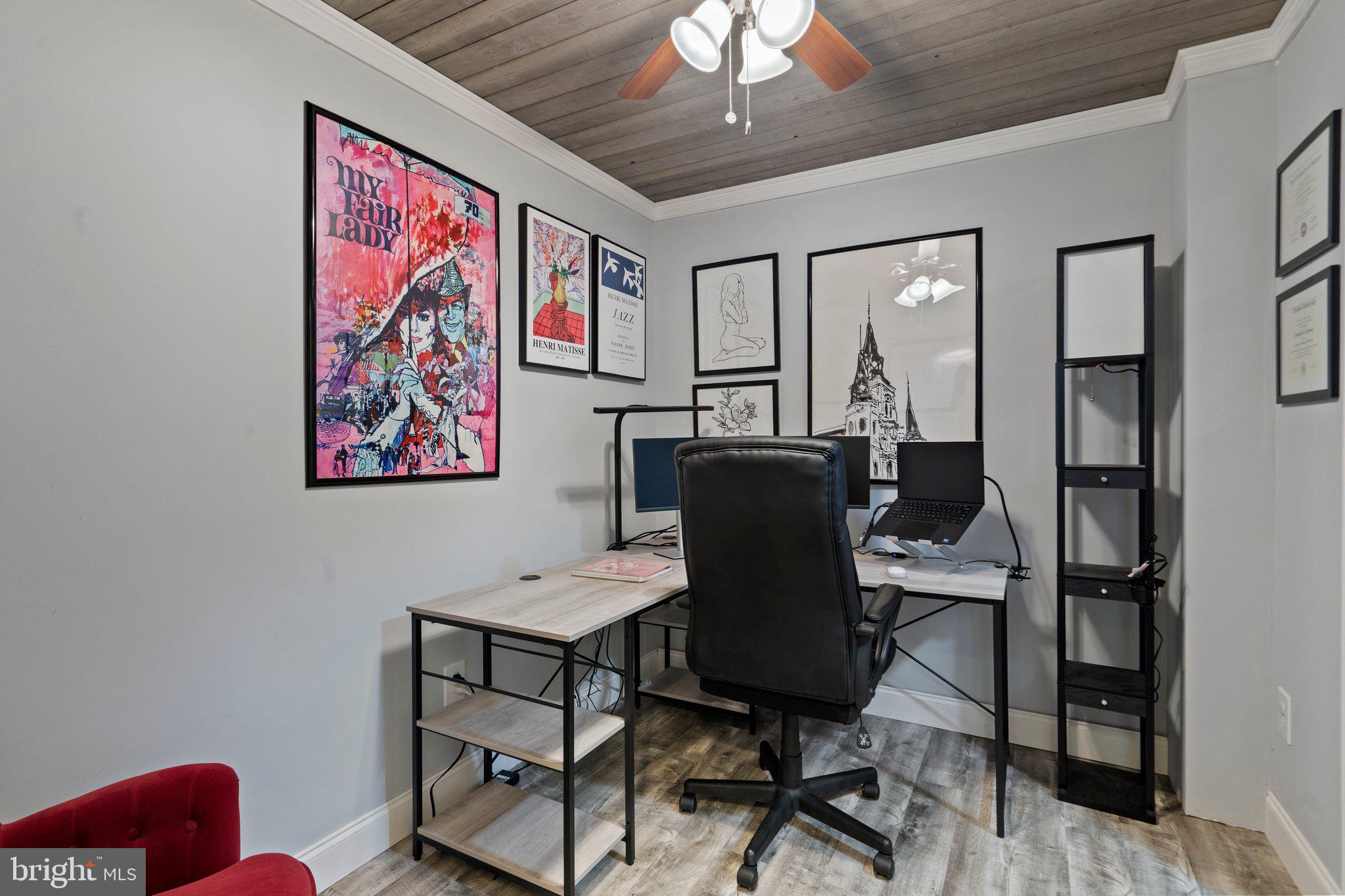 GUNNERS LAKE VILLAGE - Residential