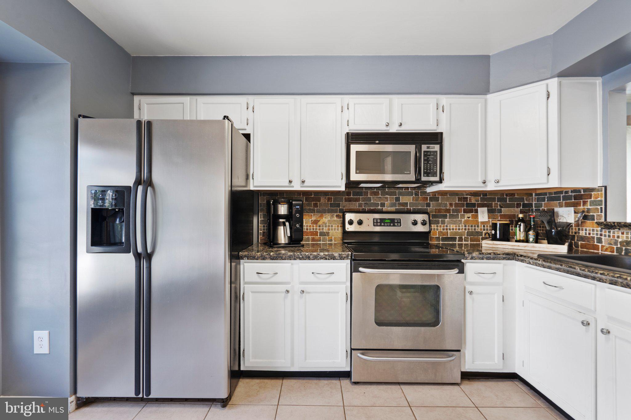 GUNNERS LAKE VILLAGE - Residential