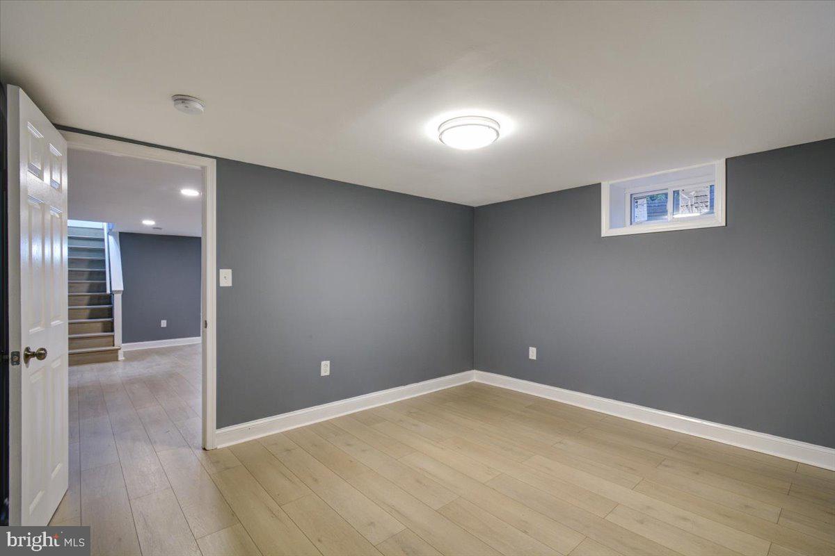 VICTORIAN MANOR - Residential