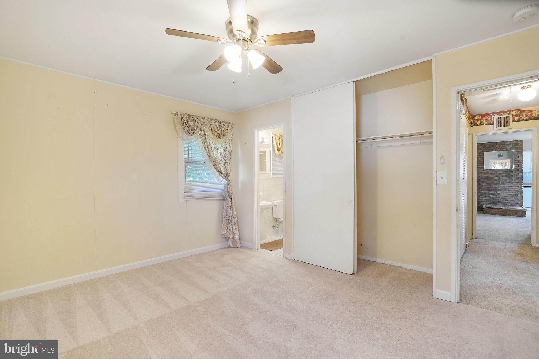 FAIRFAX HOMES - Residential