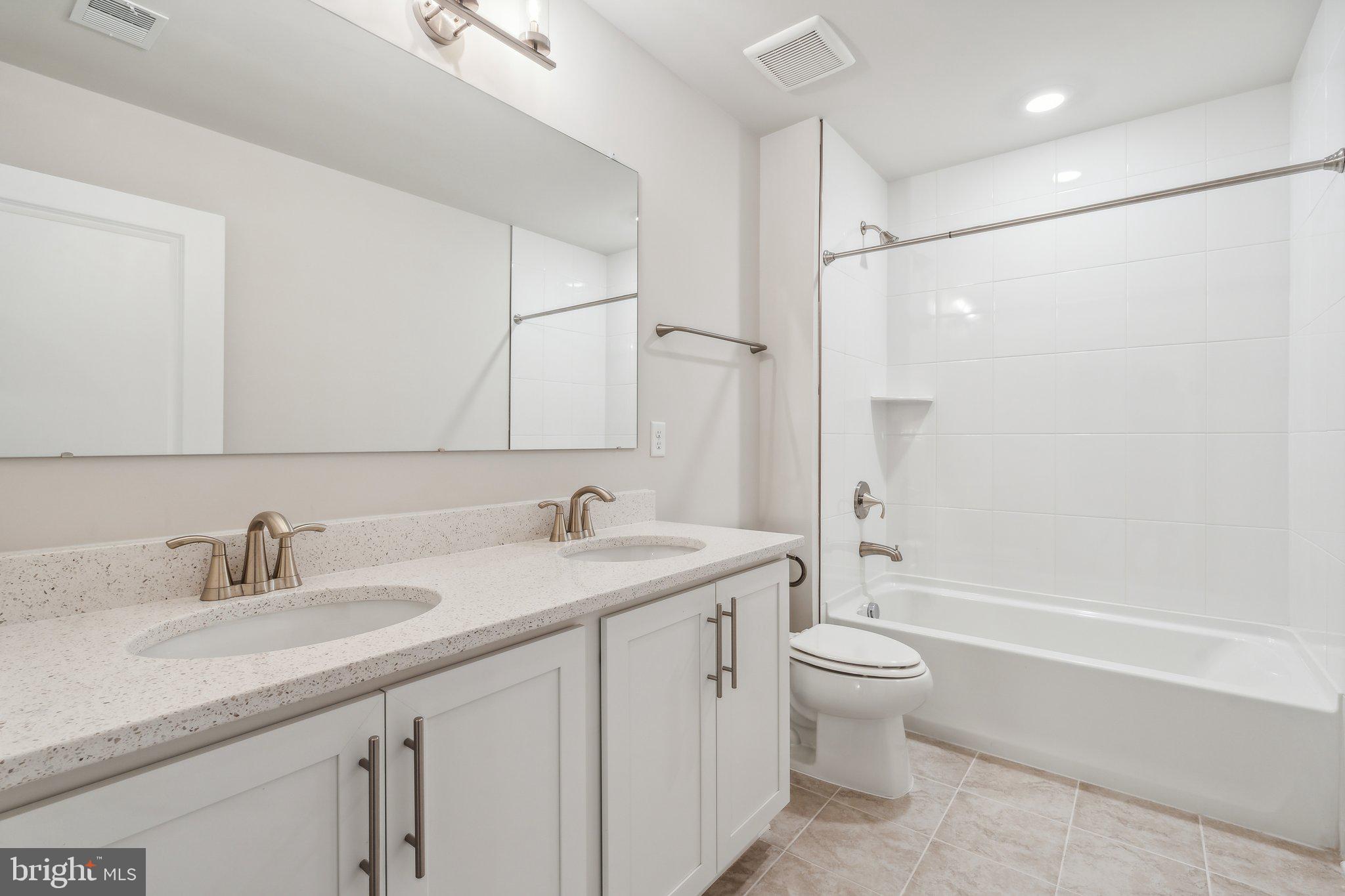 WOODED RUN ESTATES - Residential