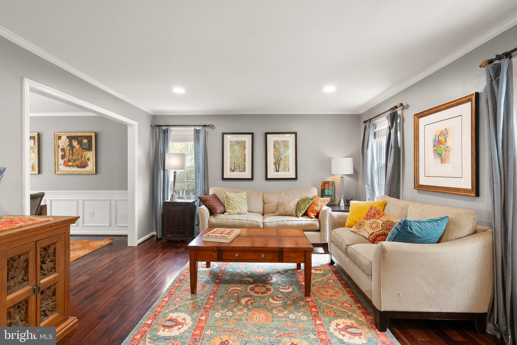 RESTON - Residential