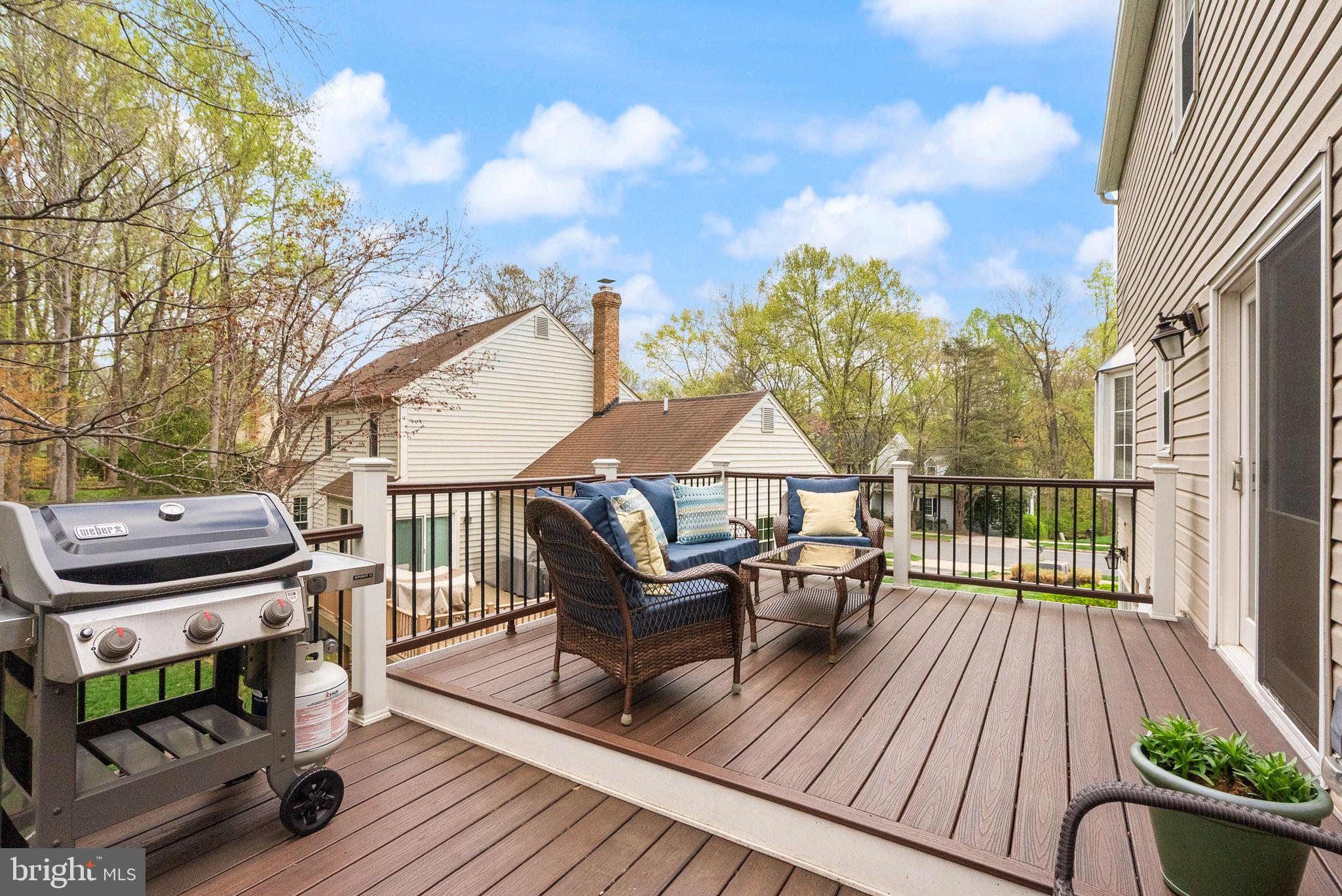 RESTON - Residential