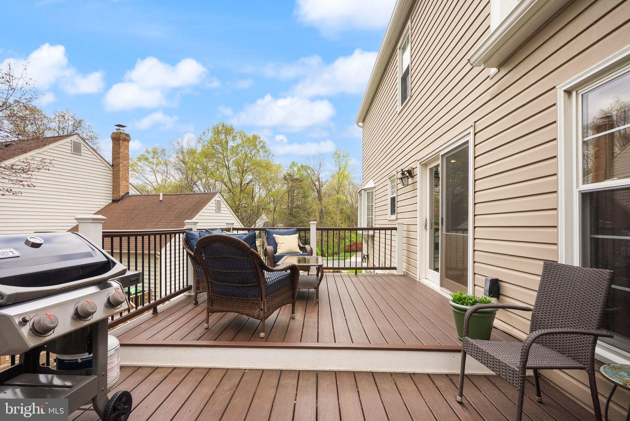 RESTON - Residential