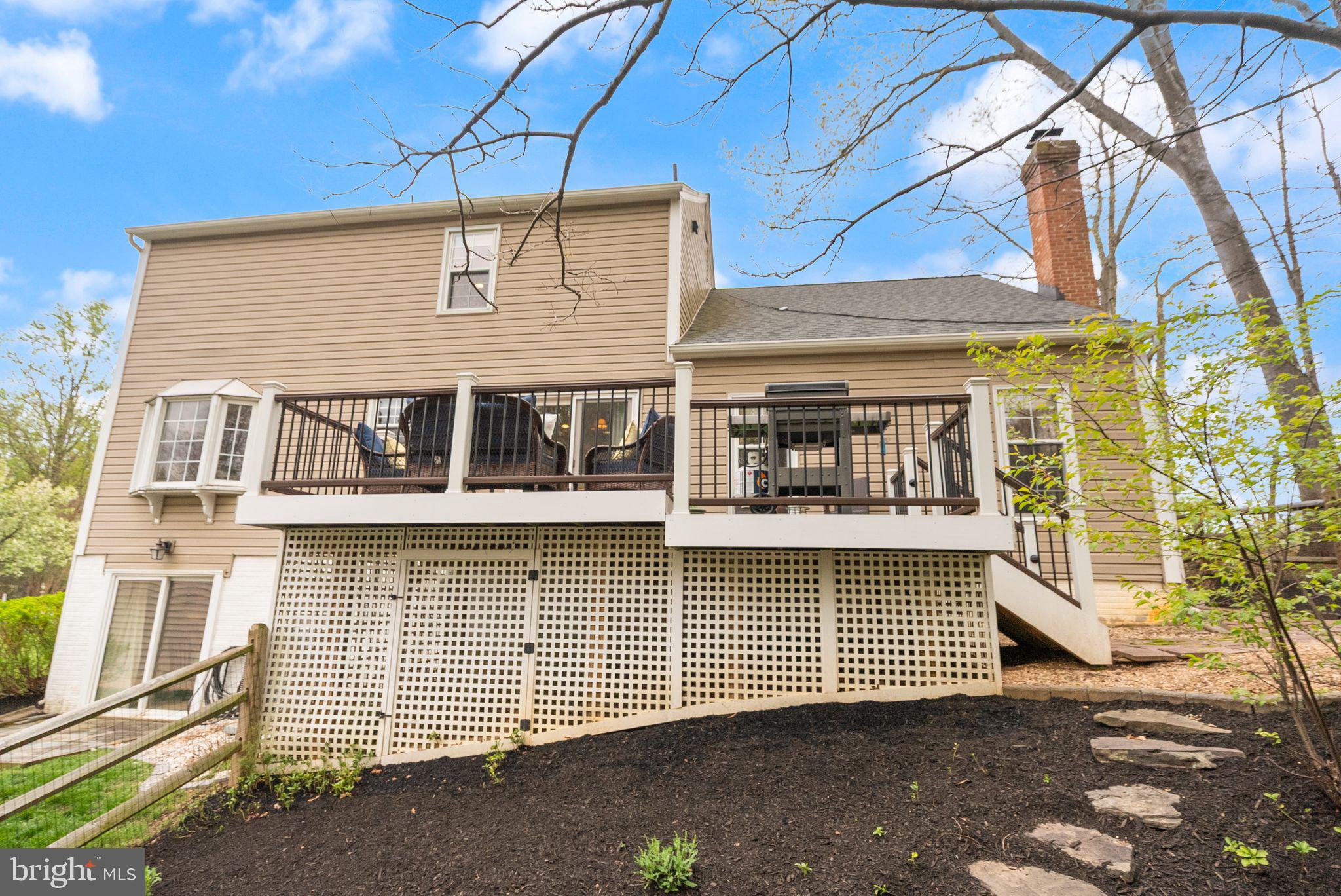 RESTON - Residential