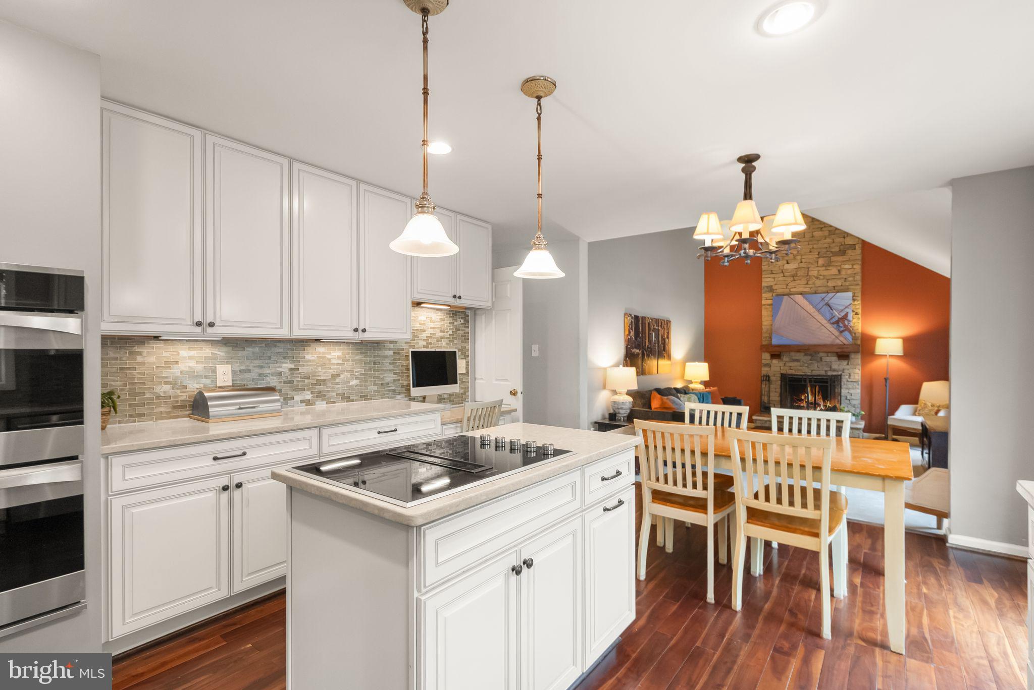 RESTON - Residential