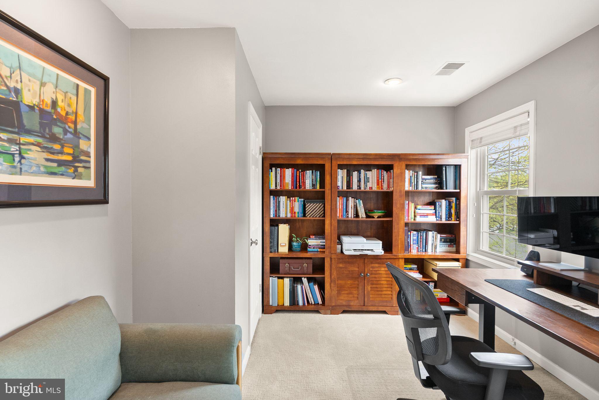 RESTON - Residential