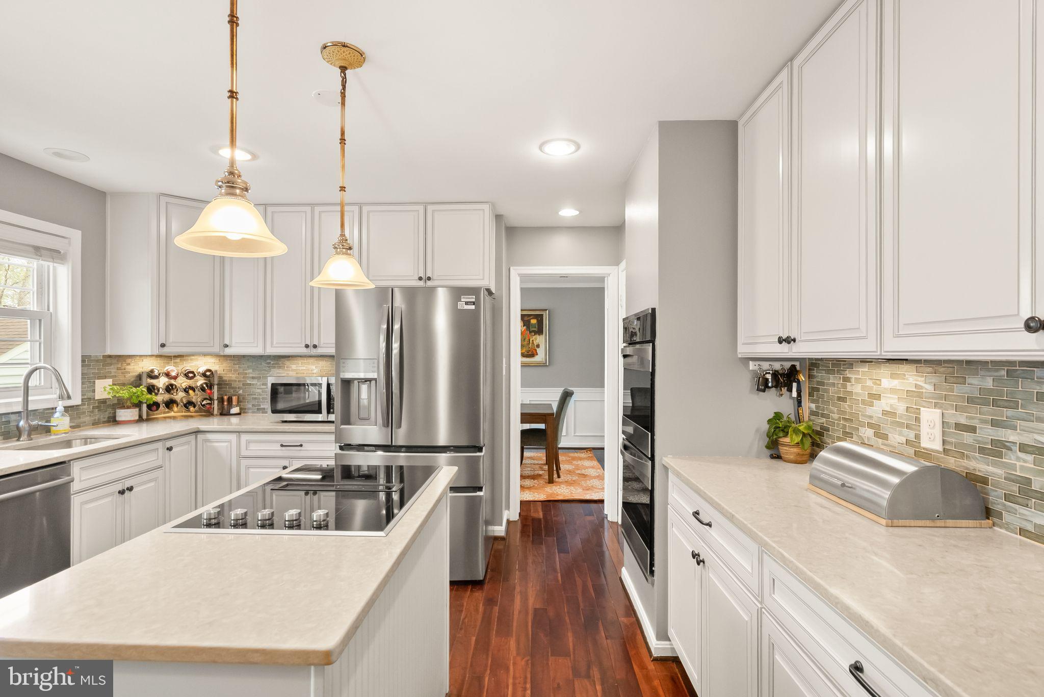 RESTON - Residential