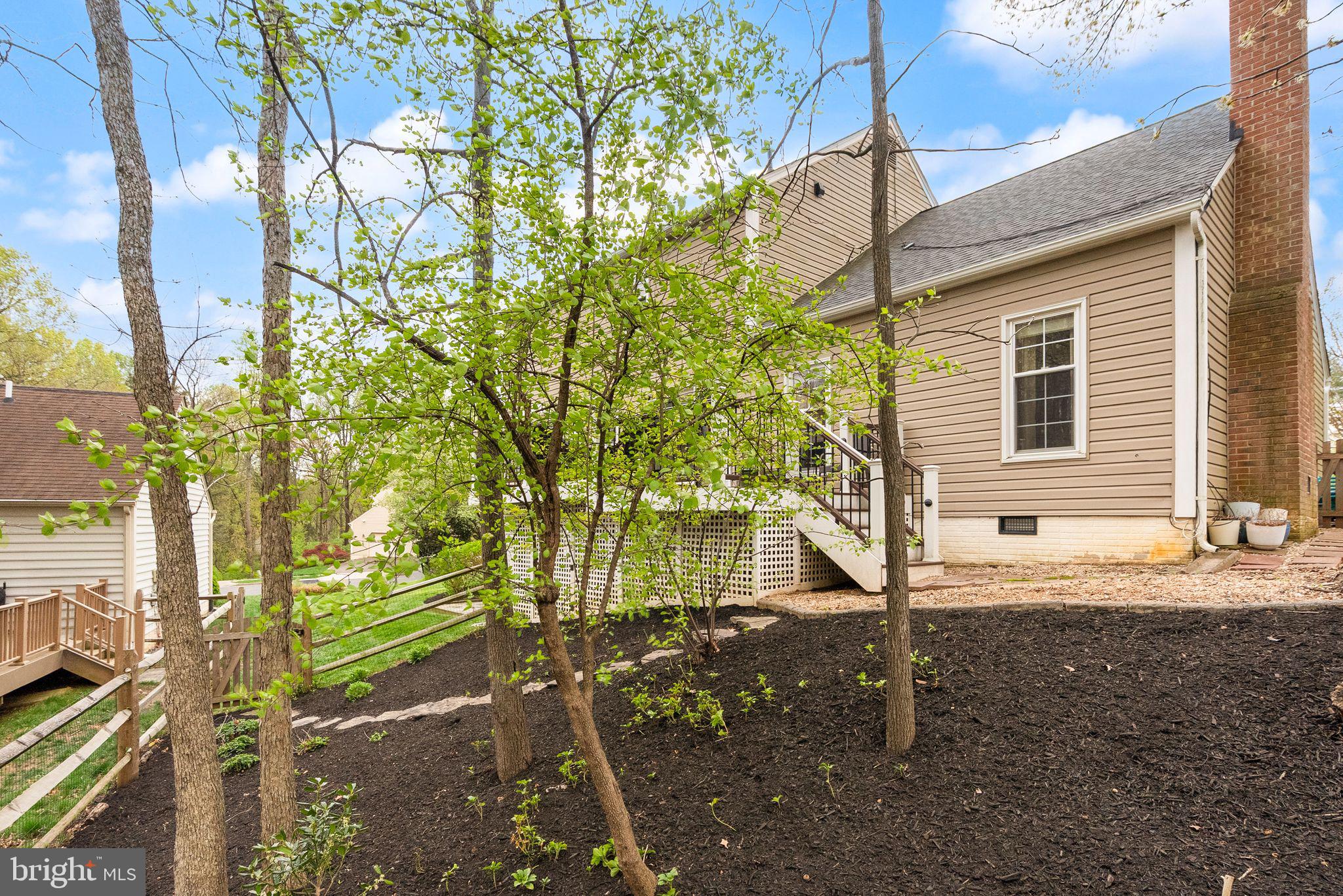 RESTON - Residential