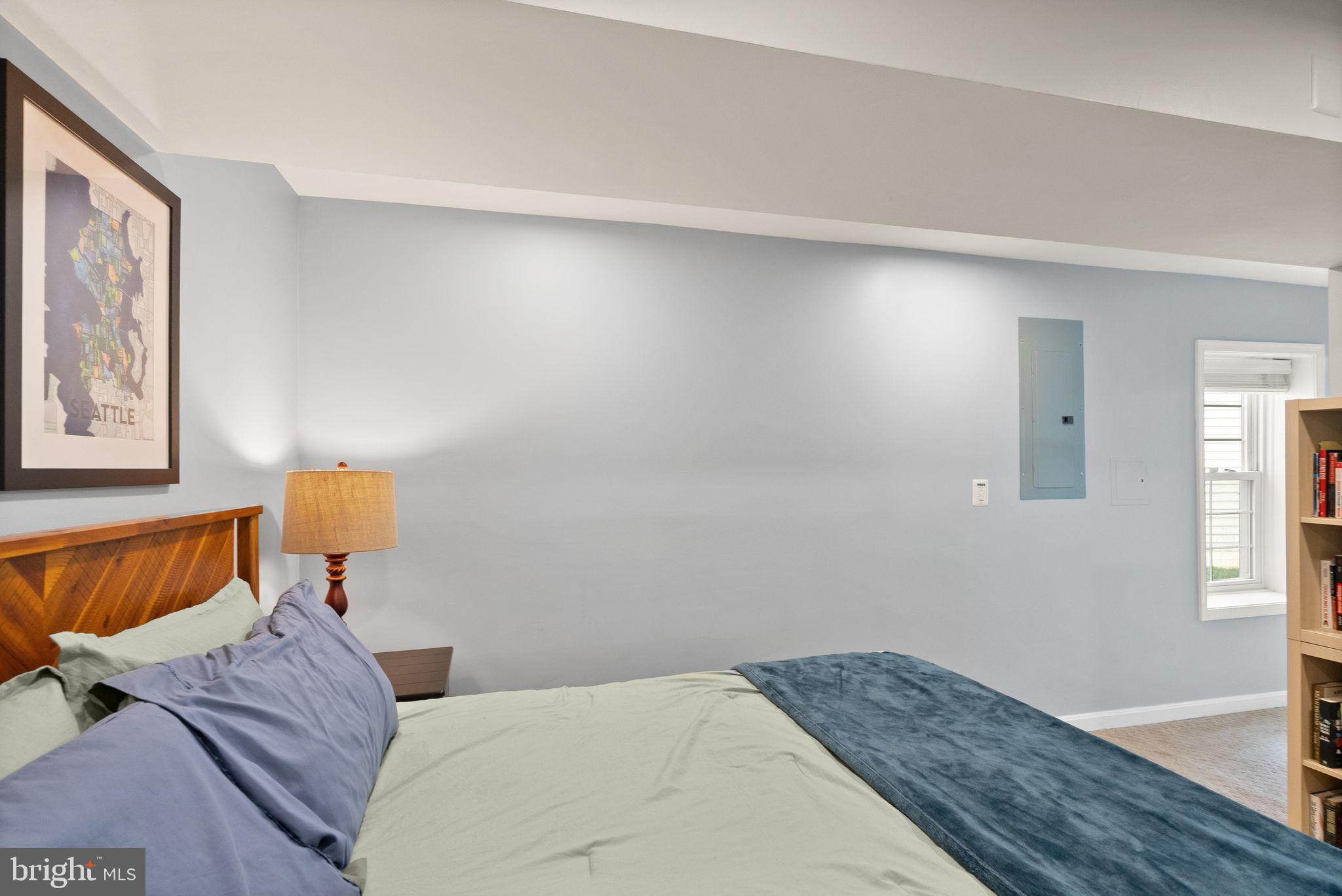 RESTON - Residential