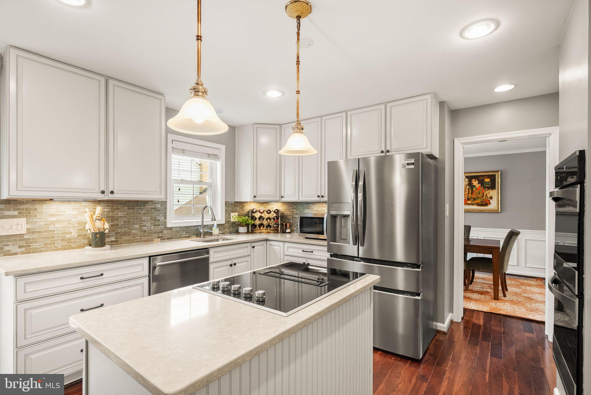 RESTON - Residential