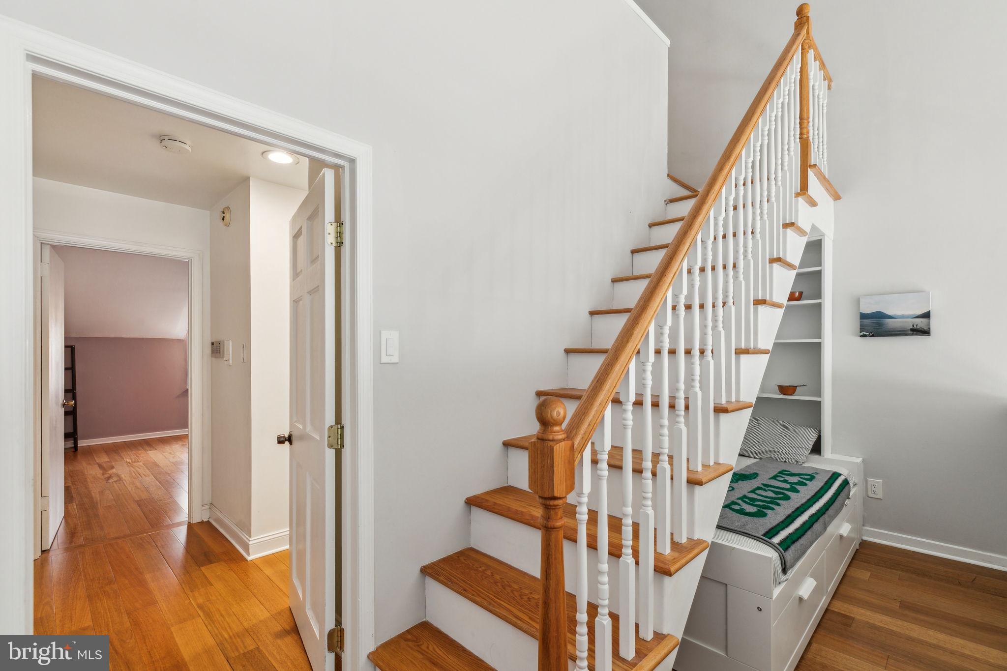 SOCIETY HILL - Residential