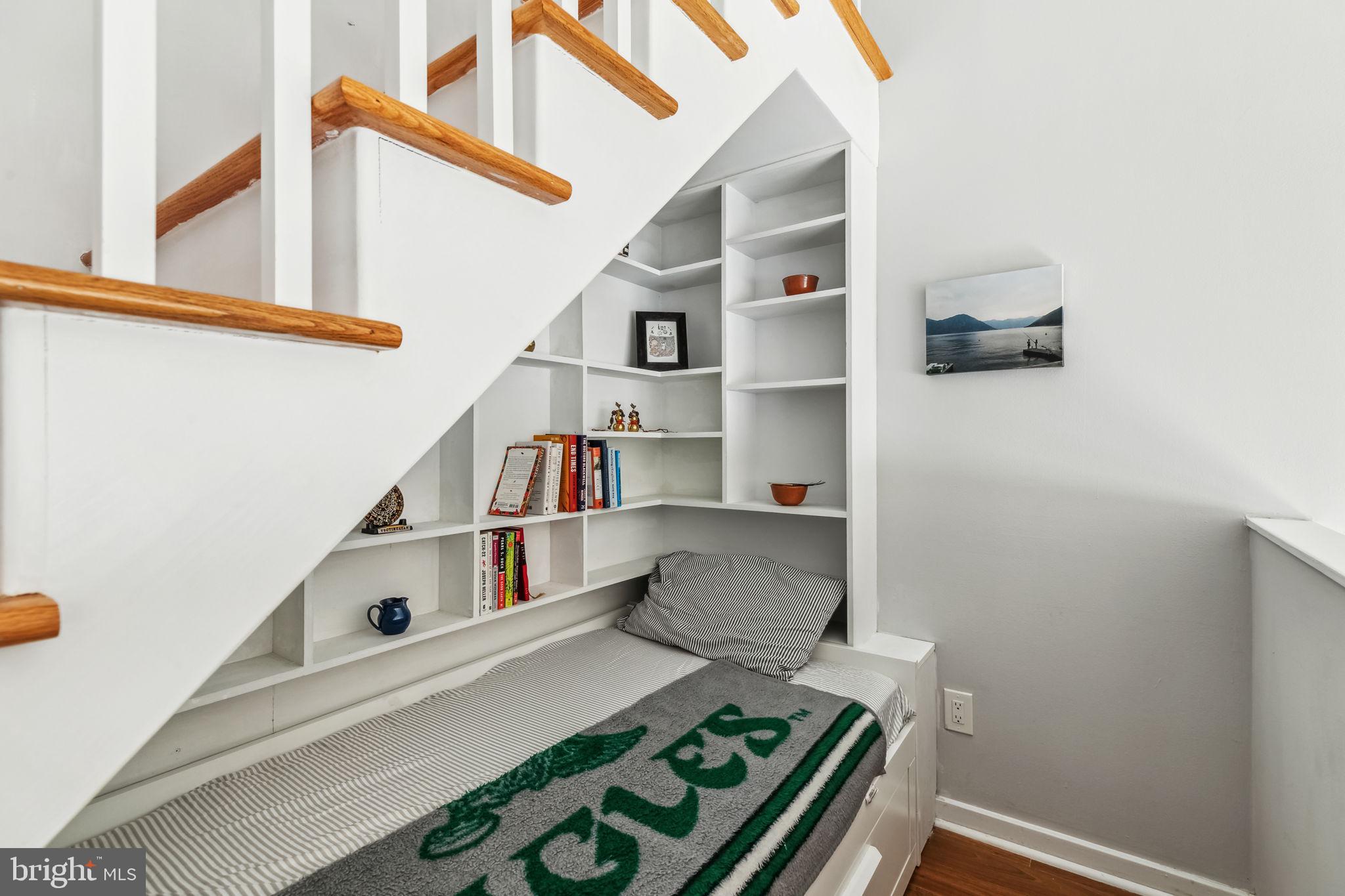 SOCIETY HILL - Residential