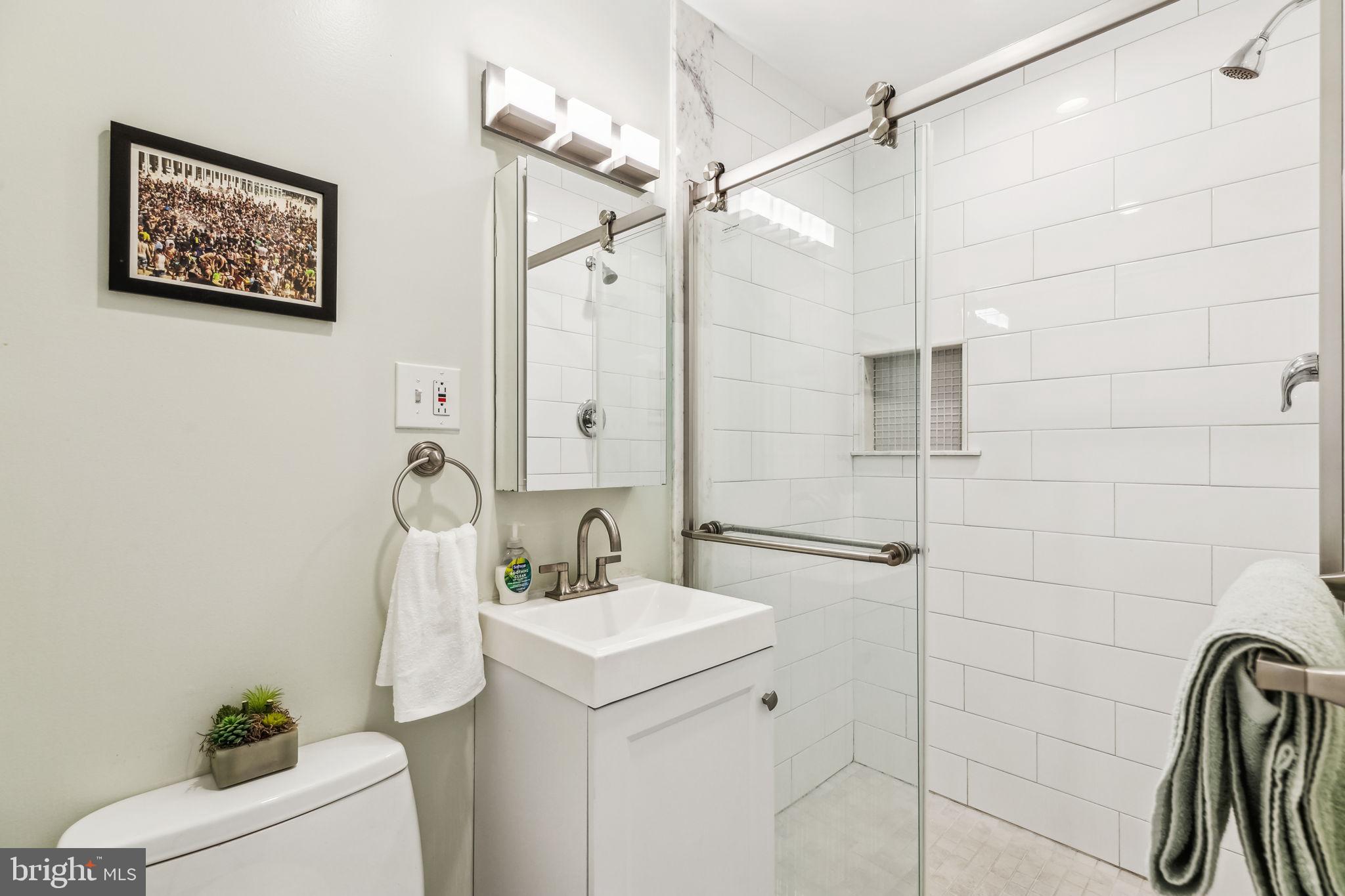 SOCIETY HILL - Residential