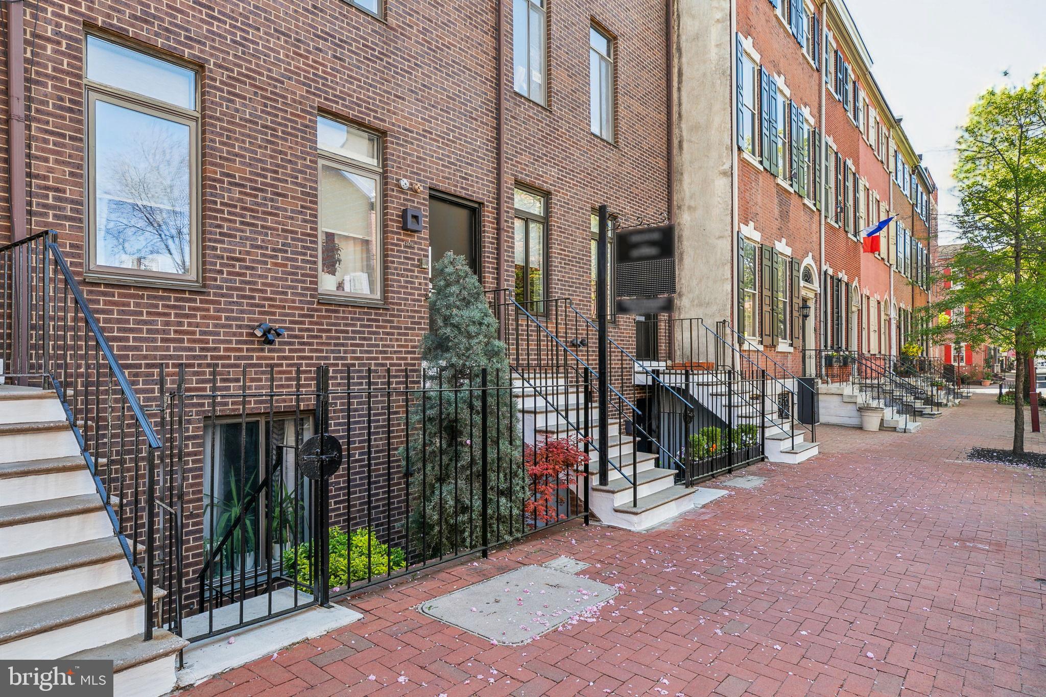 SOCIETY HILL - Residential